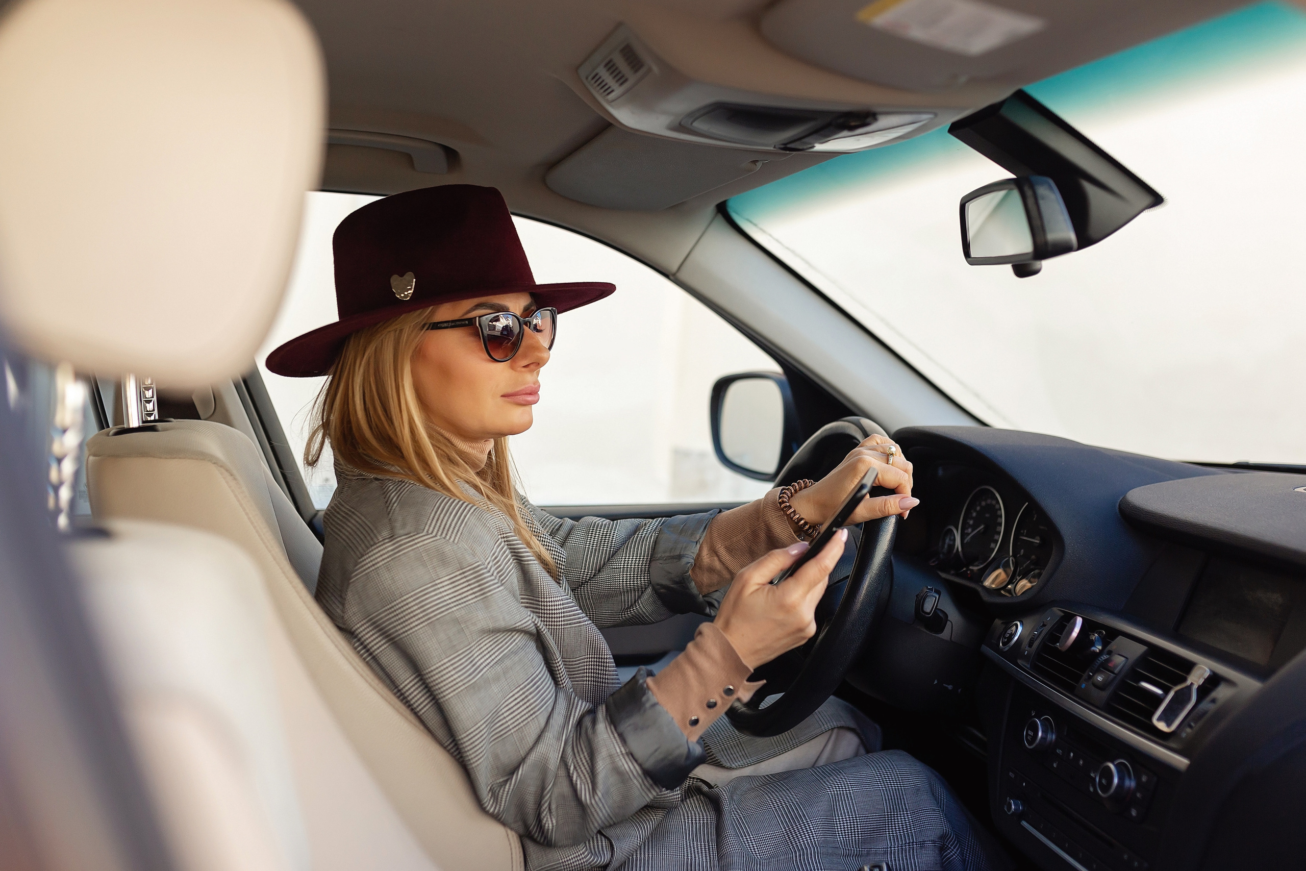 Алена, архитектор шляп