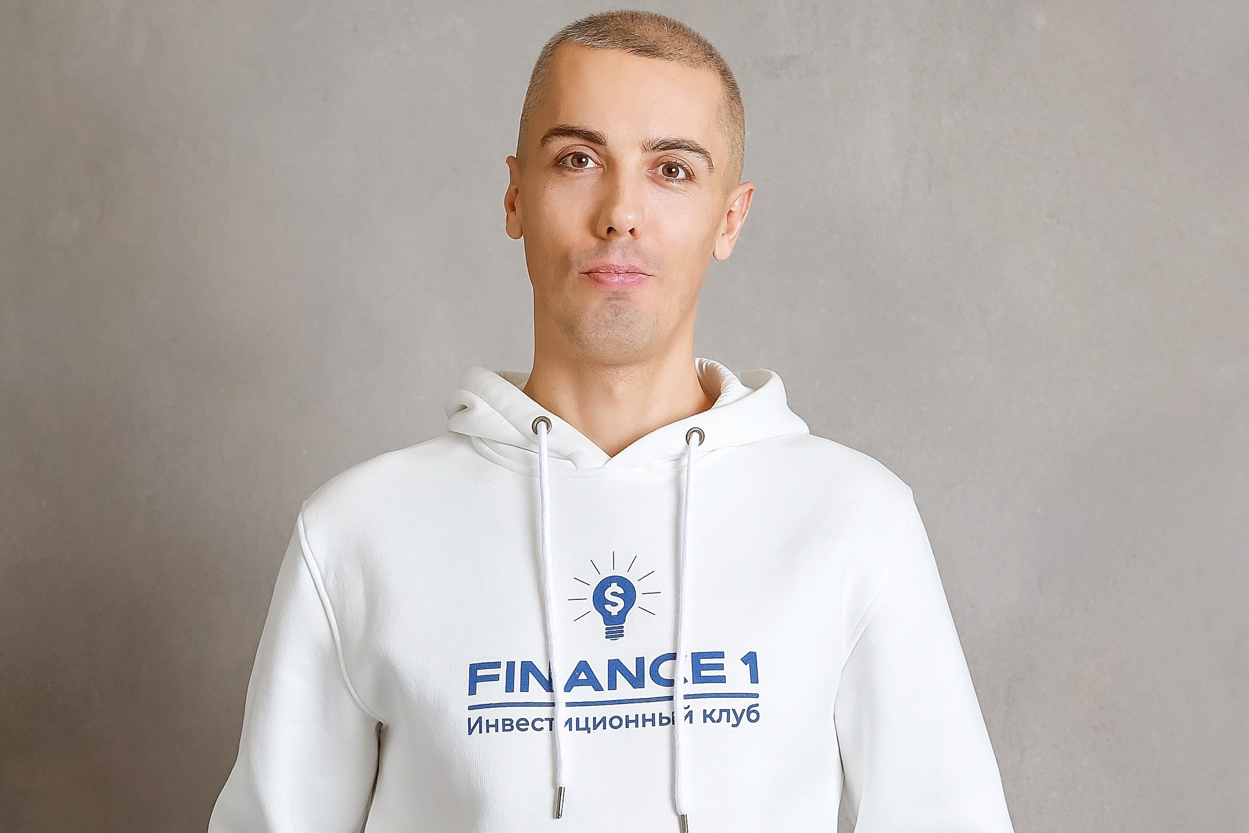 Николай, ютуб-блогер, обложки для ютуб-канала