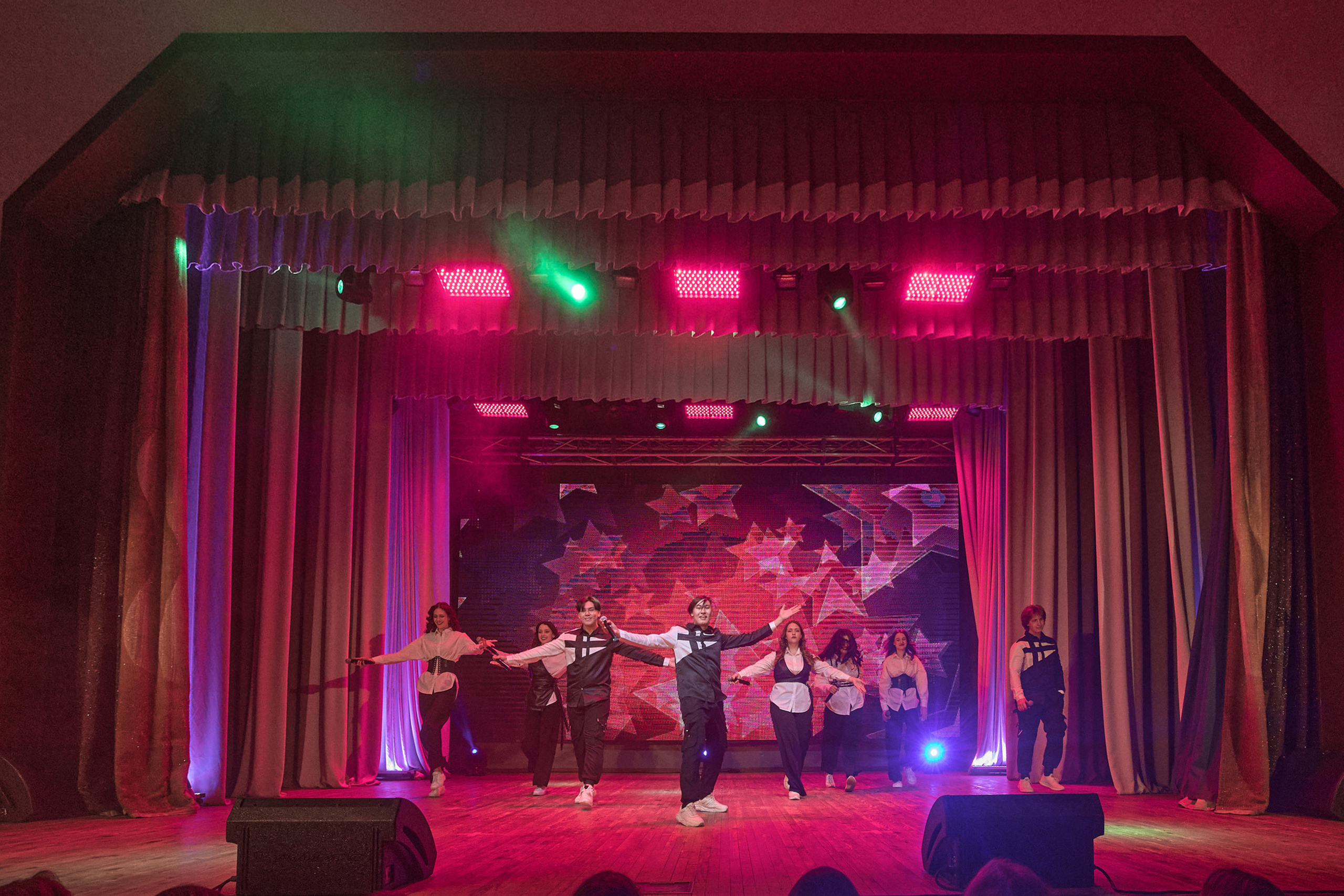 Концерт в ДК Железнодорожников