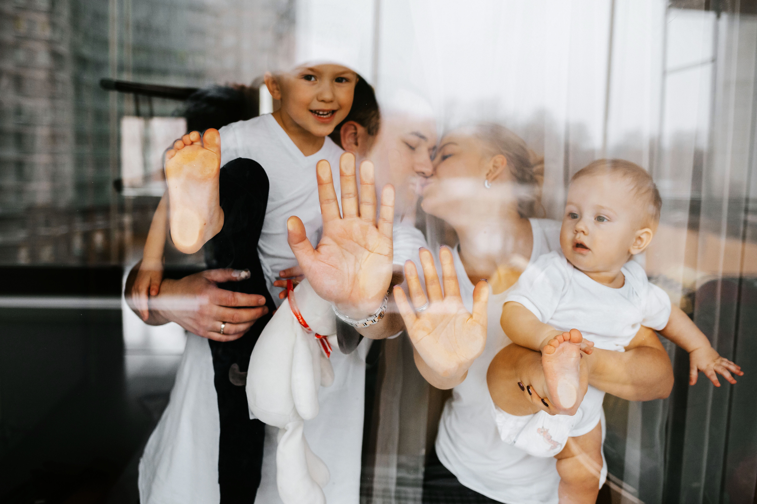 Сэм, Яна, Оскар, Арон