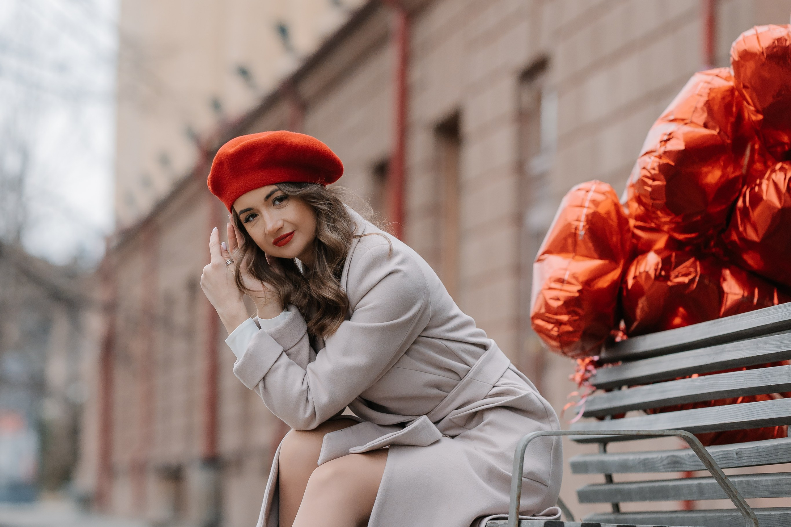 Аня с&nbsp;шарами