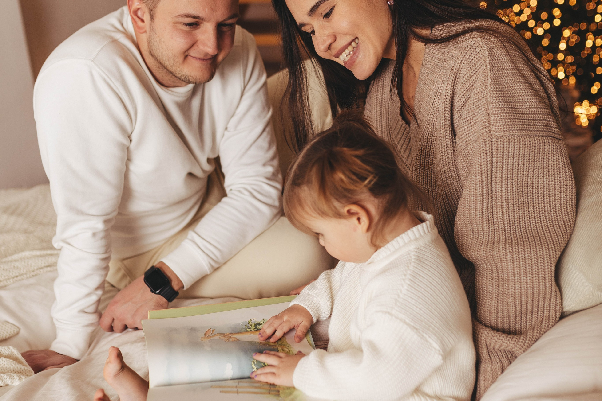 Аврора, Ира, Женя