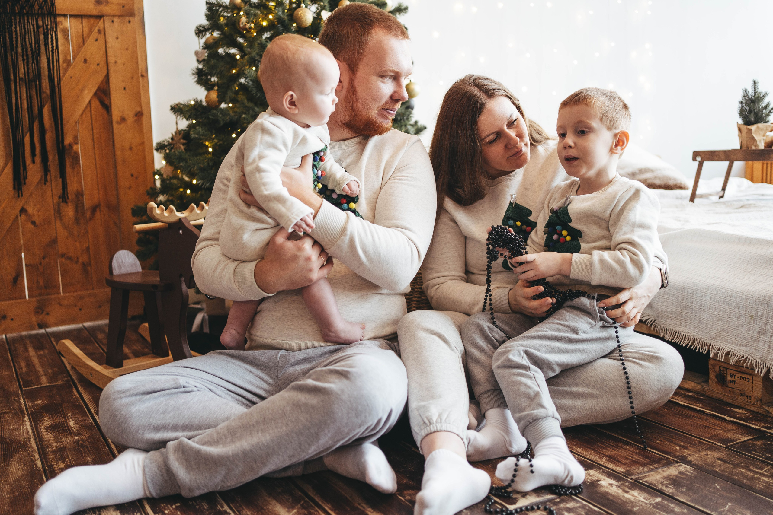 Вика, Вероника, Андрей, Роман