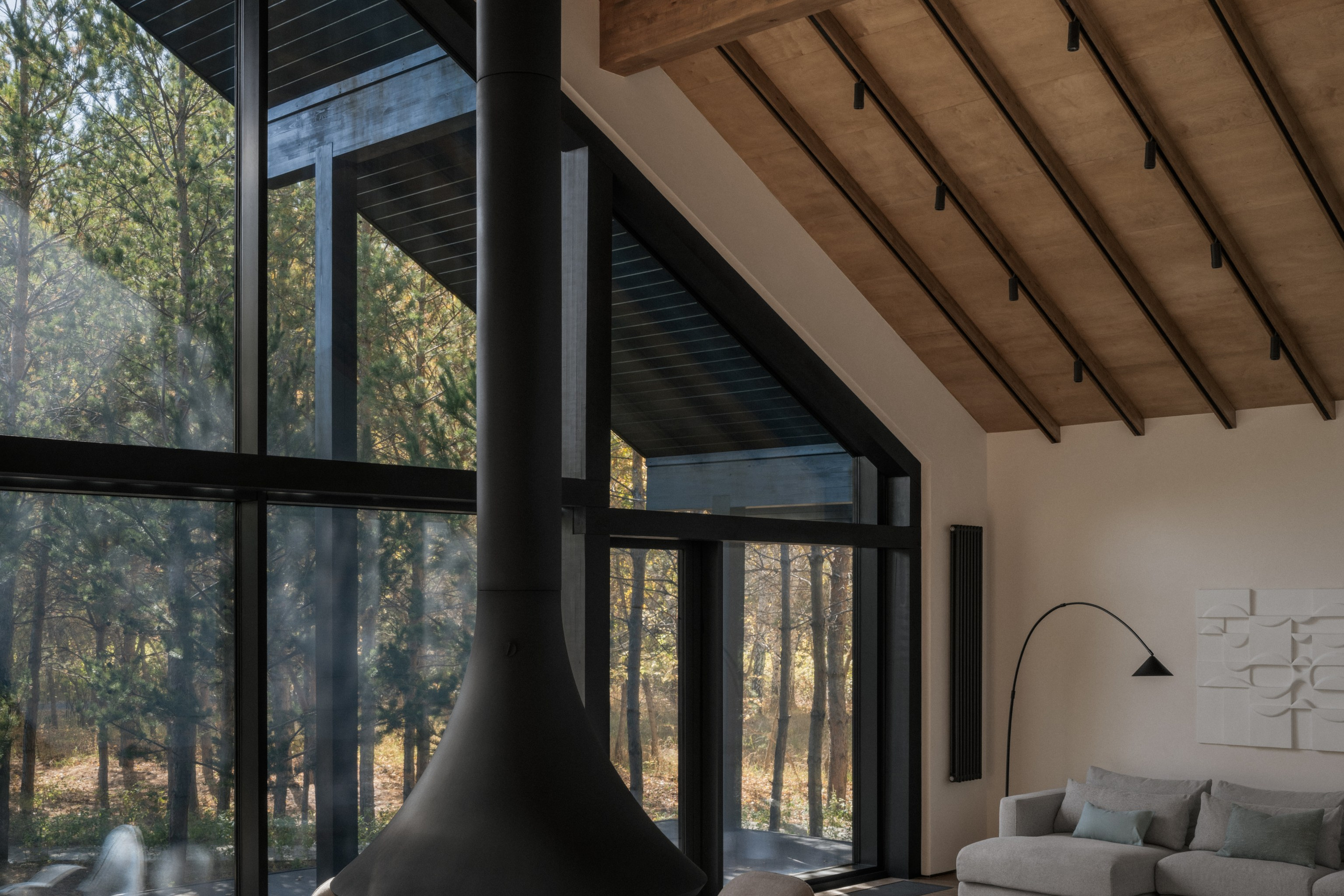 Ирина Симоньян-Соколова&nbsp;— Дом в&nbsp;Лесу