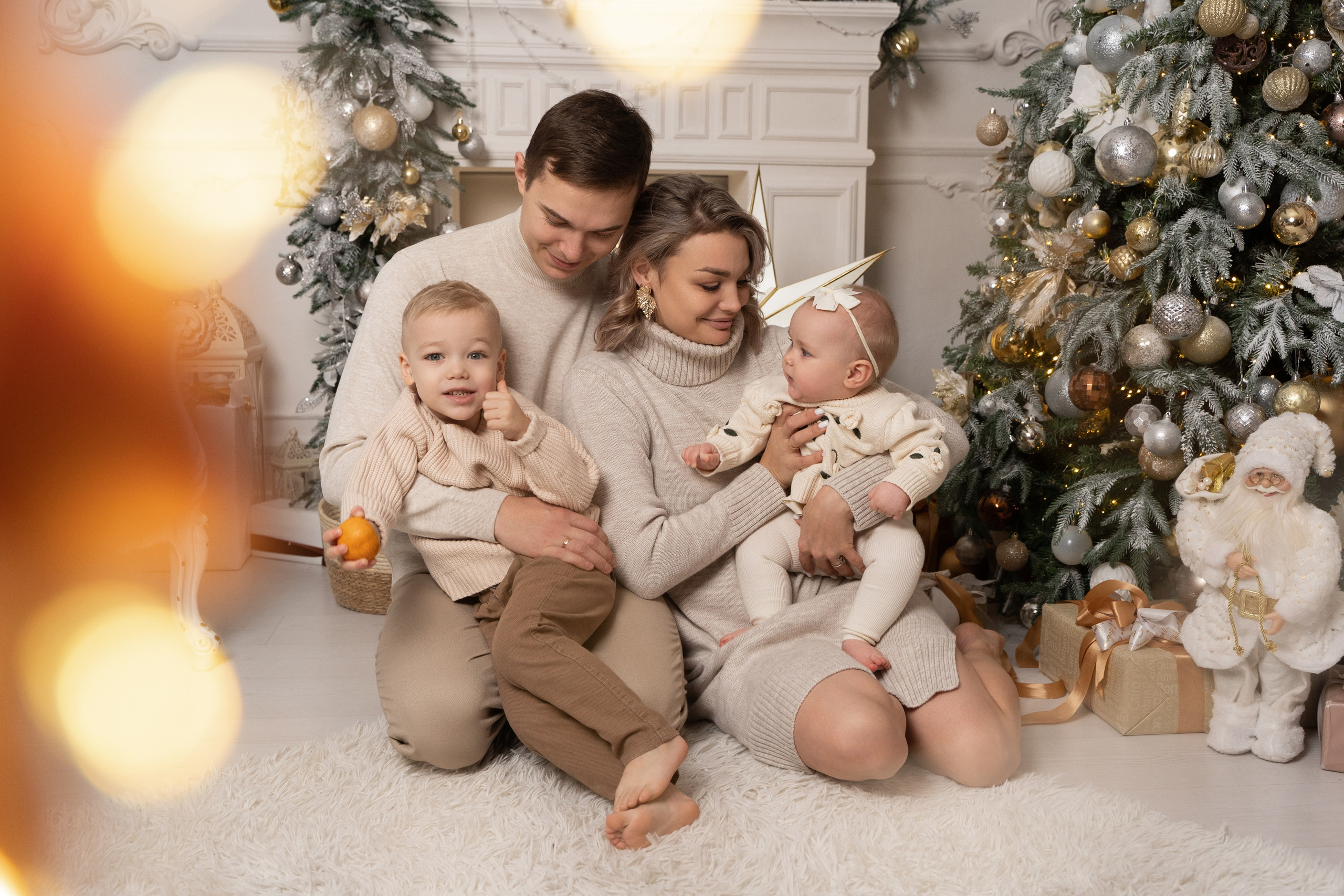 Настя, Ярослав, Мирон и Есения. Новогодняя фотосессия