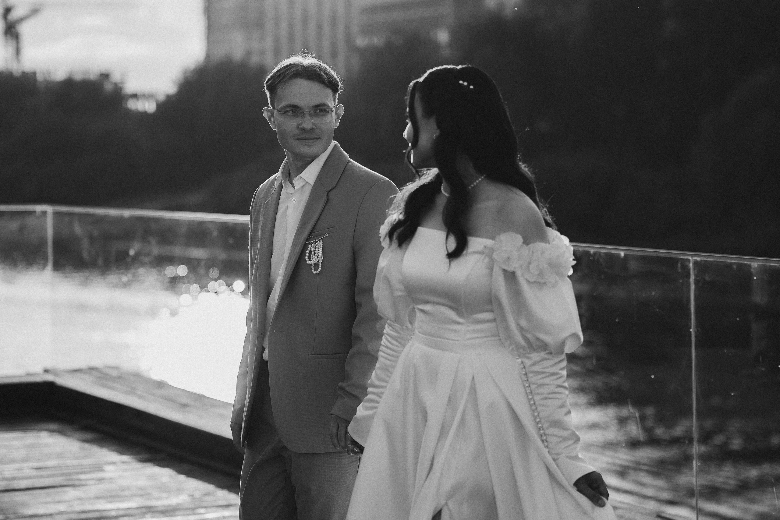 Одним солнечным днем на берегу реки