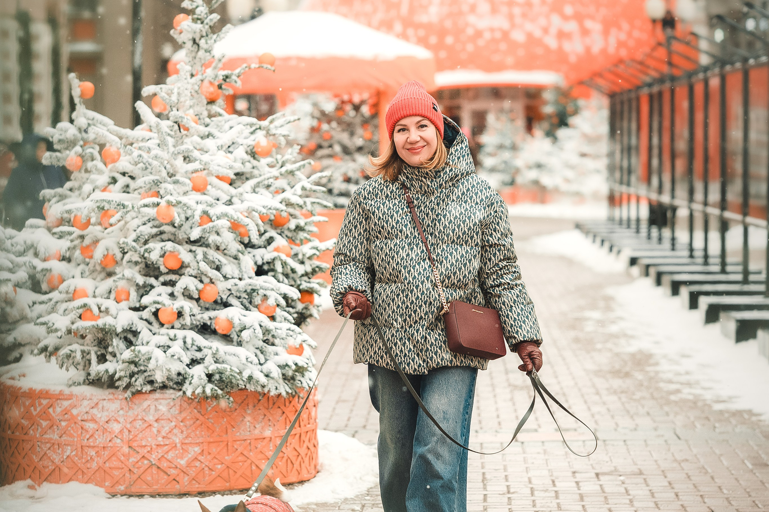 Прогулка по Арбату. Светлана и Ева