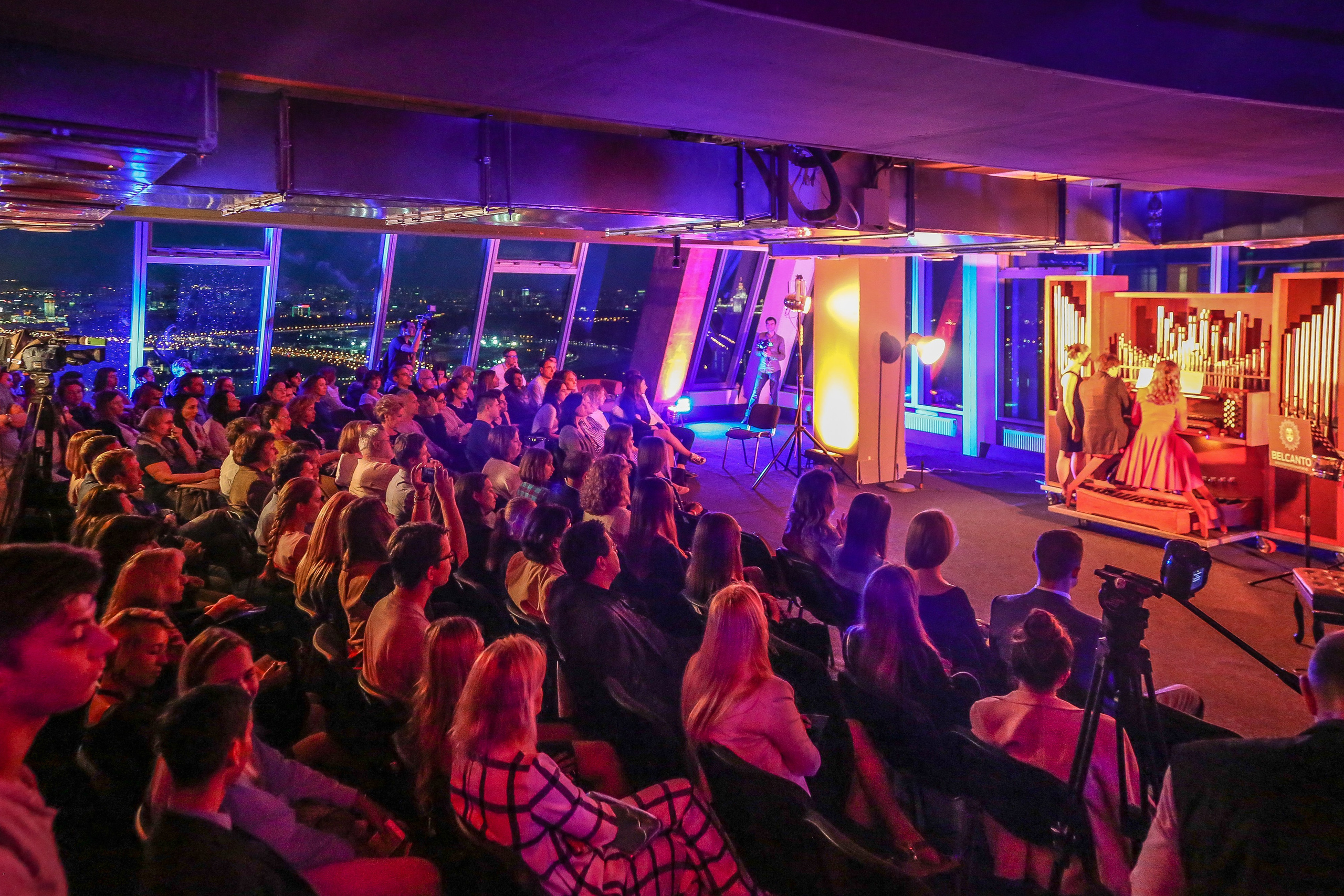 Публикации об искусстве и музыке. Дарья Письменюк / Darya Leitstern — фотограф, музыкант, журналист, путешественник