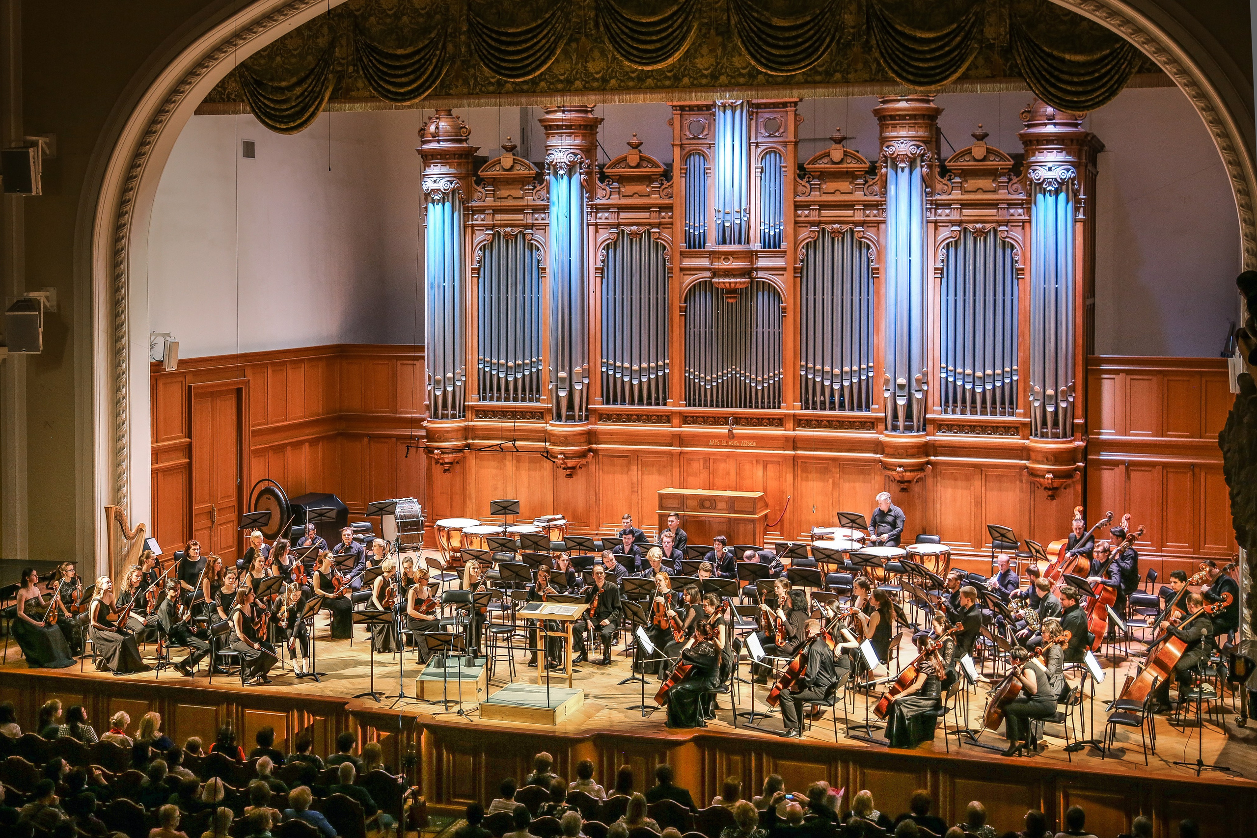 Публикации об искусстве и музыке. Дарья Письменюк / Darya Leitstern — фотограф, музыкант, журналист, путешественник