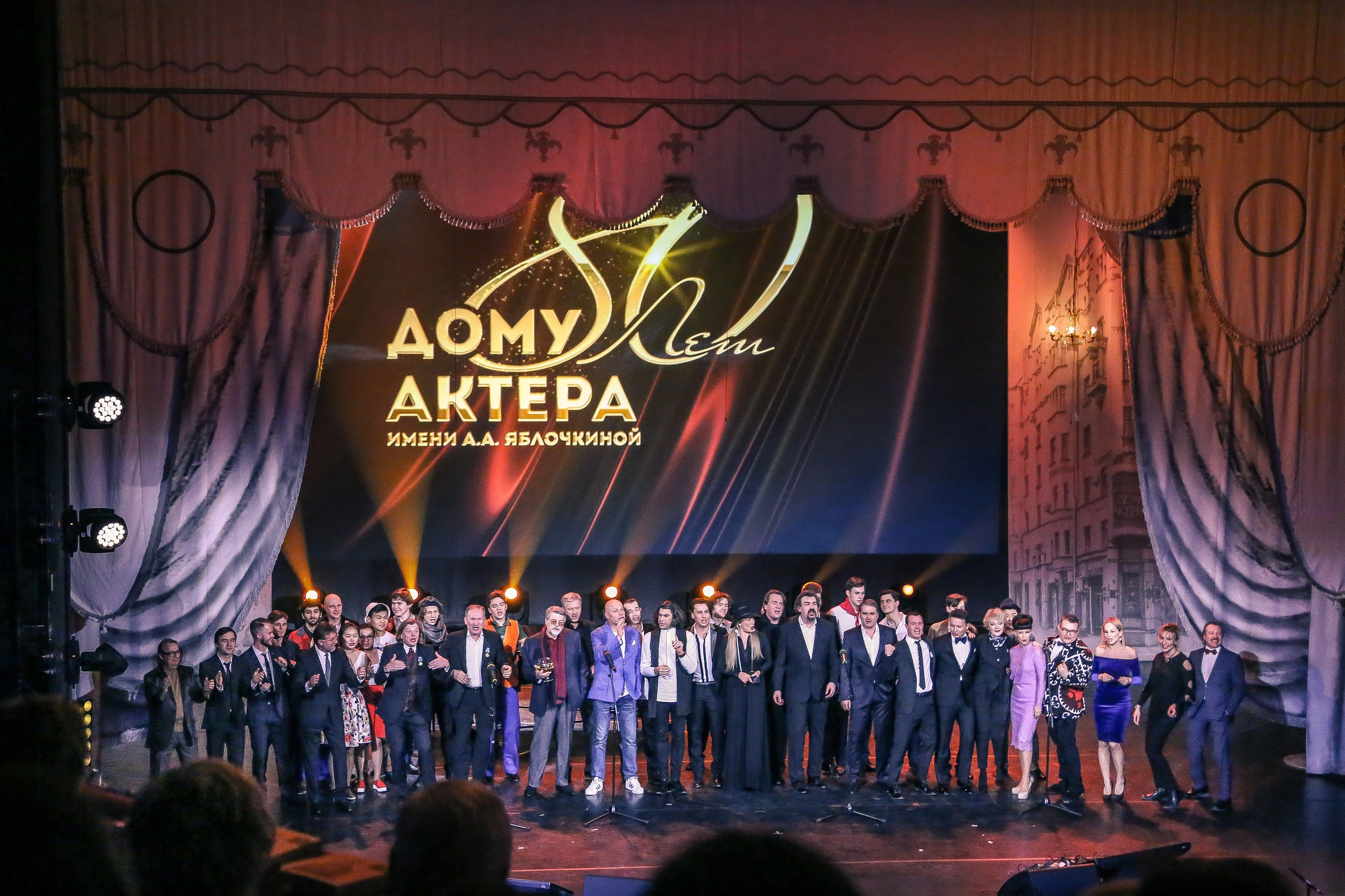 Публикации об искусстве и музыке. Дарья Письменюк / Darya Leitstern — фотограф, музыкант, журналист, путешественник