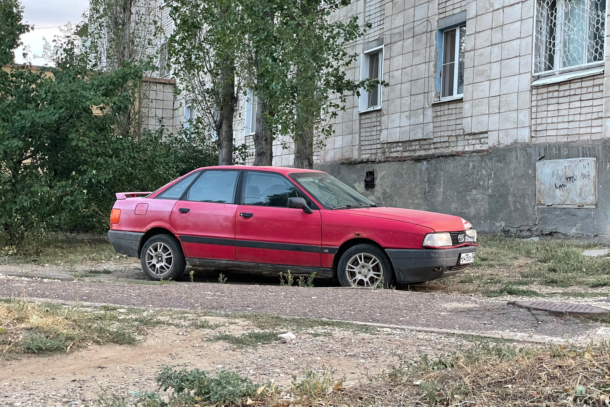 90 502 Audi 80