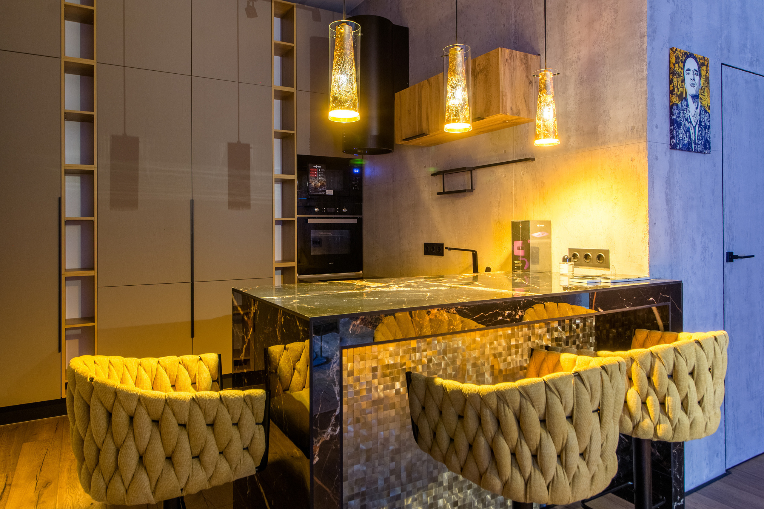 Дом в стиле Тарантино. Агентская интерьерная фотосъемка