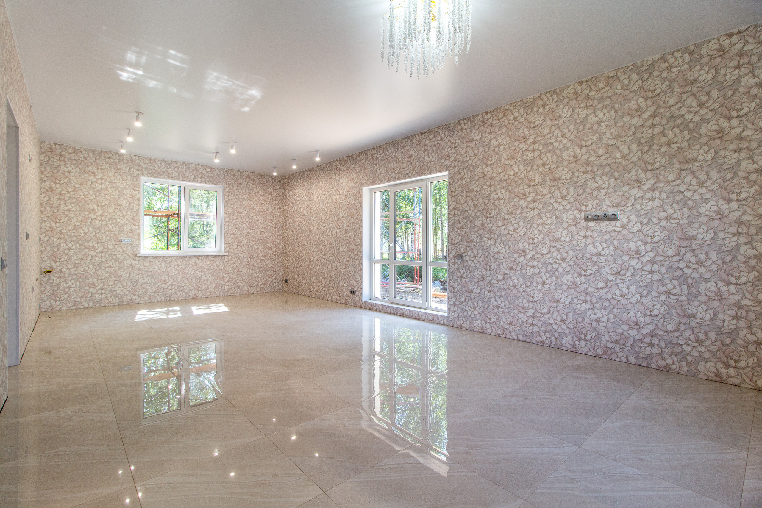 Новый красавец в Тосненском р-не ЛО. Агентская интерьерная фотосъемка