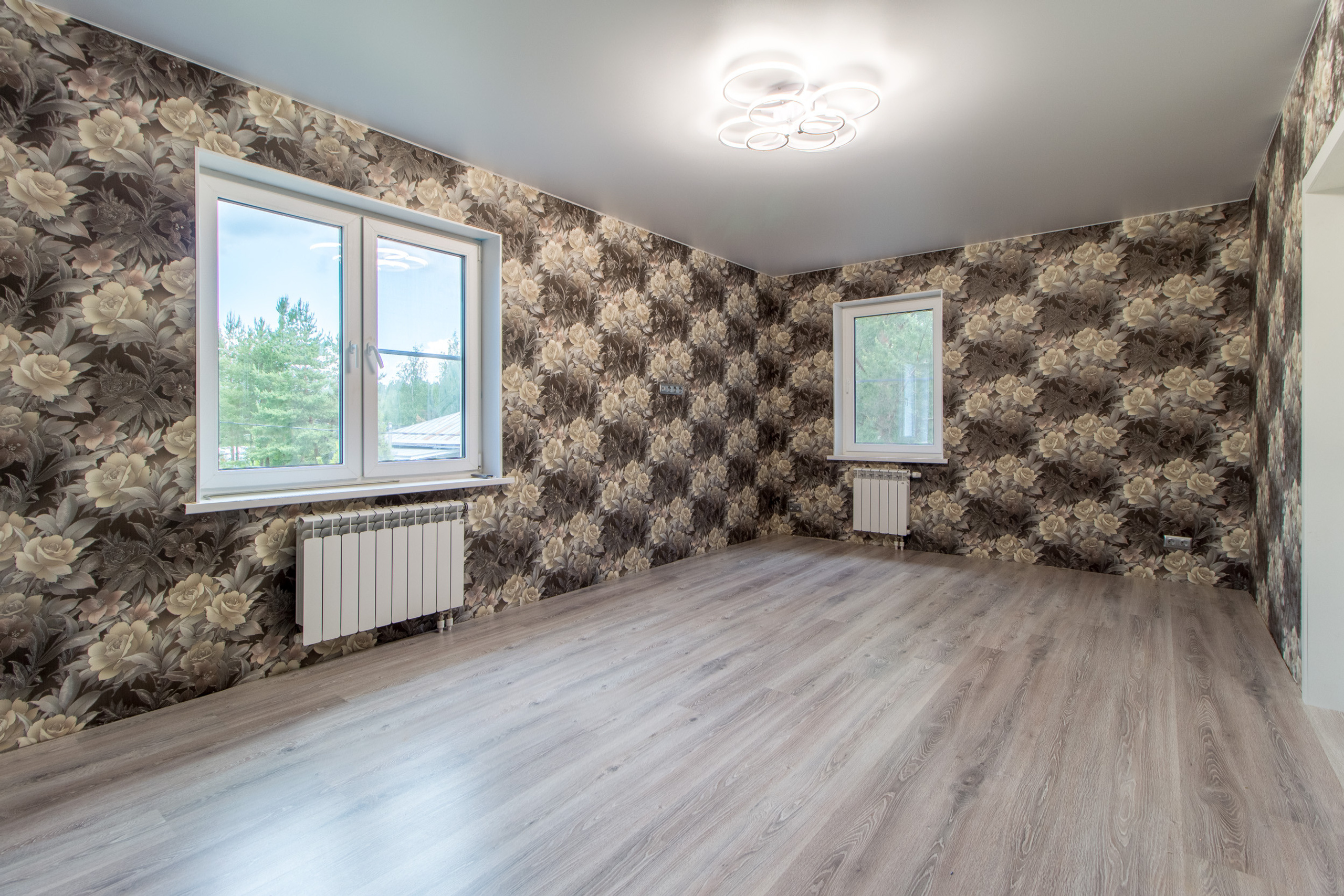 Новый красавец в Тосненском р-не ЛО. Агентская интерьерная фотосъемка