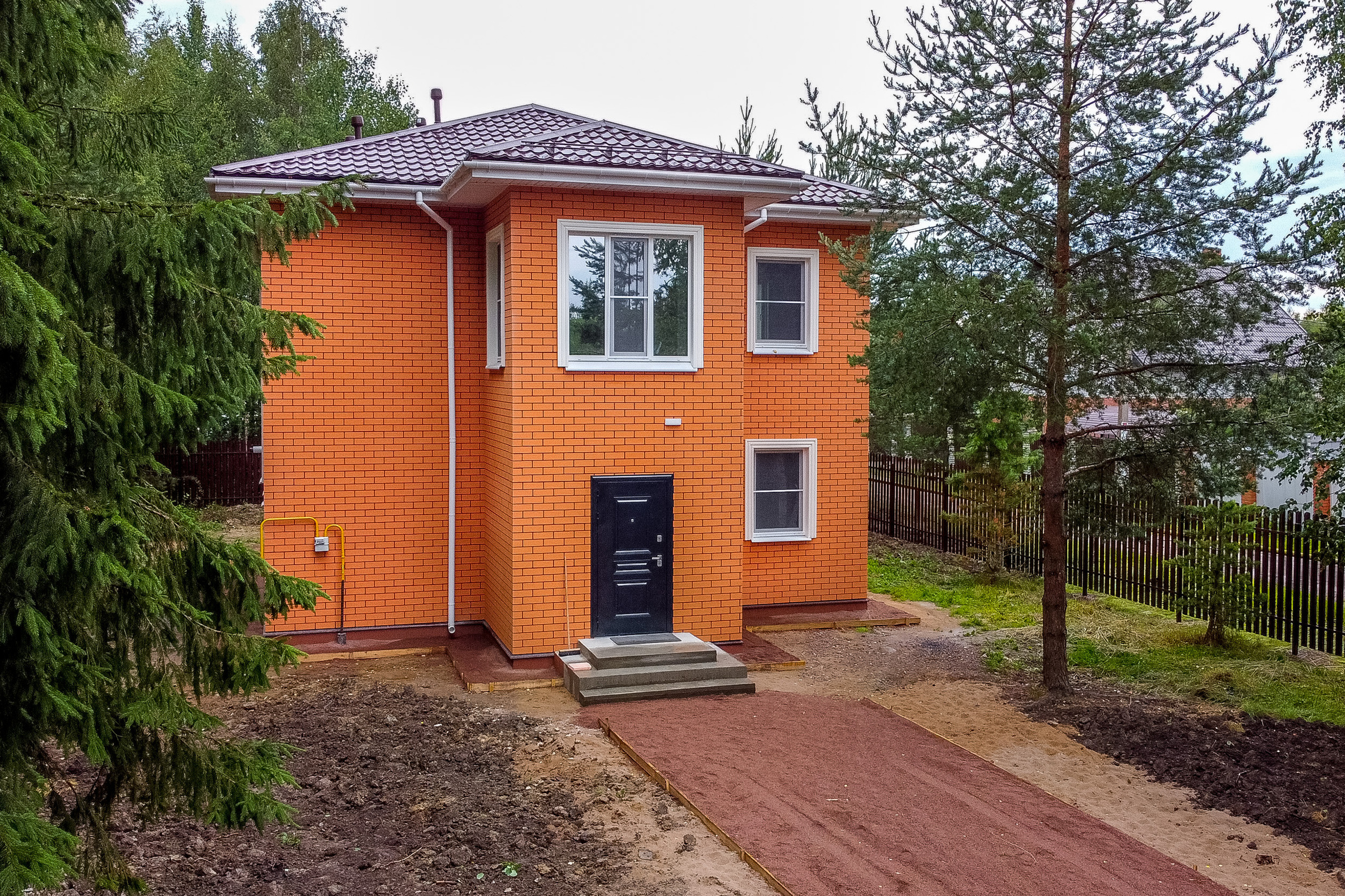 Новый красавец в Тосненском р-не ЛО. Агентская интерьерная фотосъемка