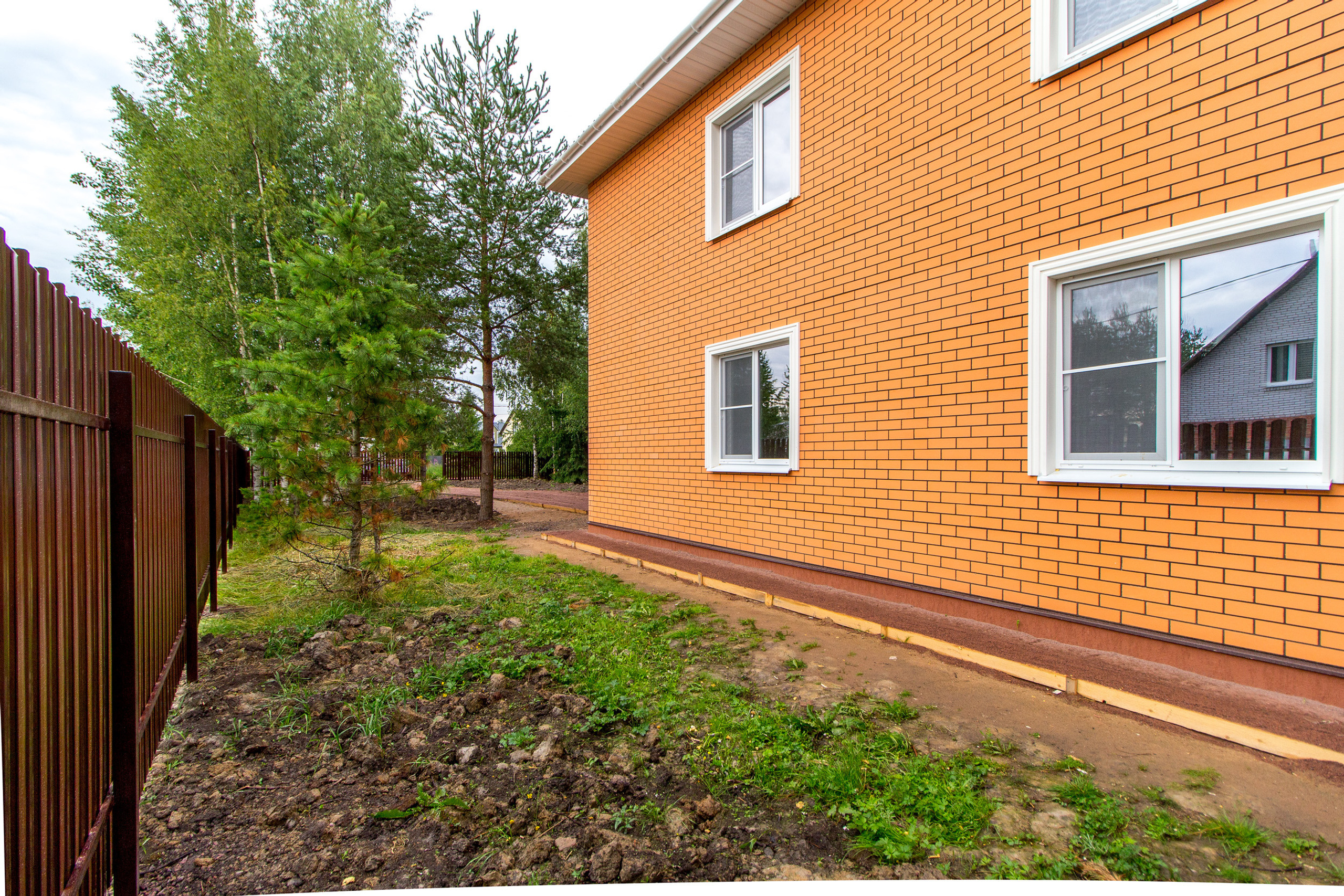 Новый красавец в Тосненском р-не ЛО. Агентская интерьерная фотосъемка