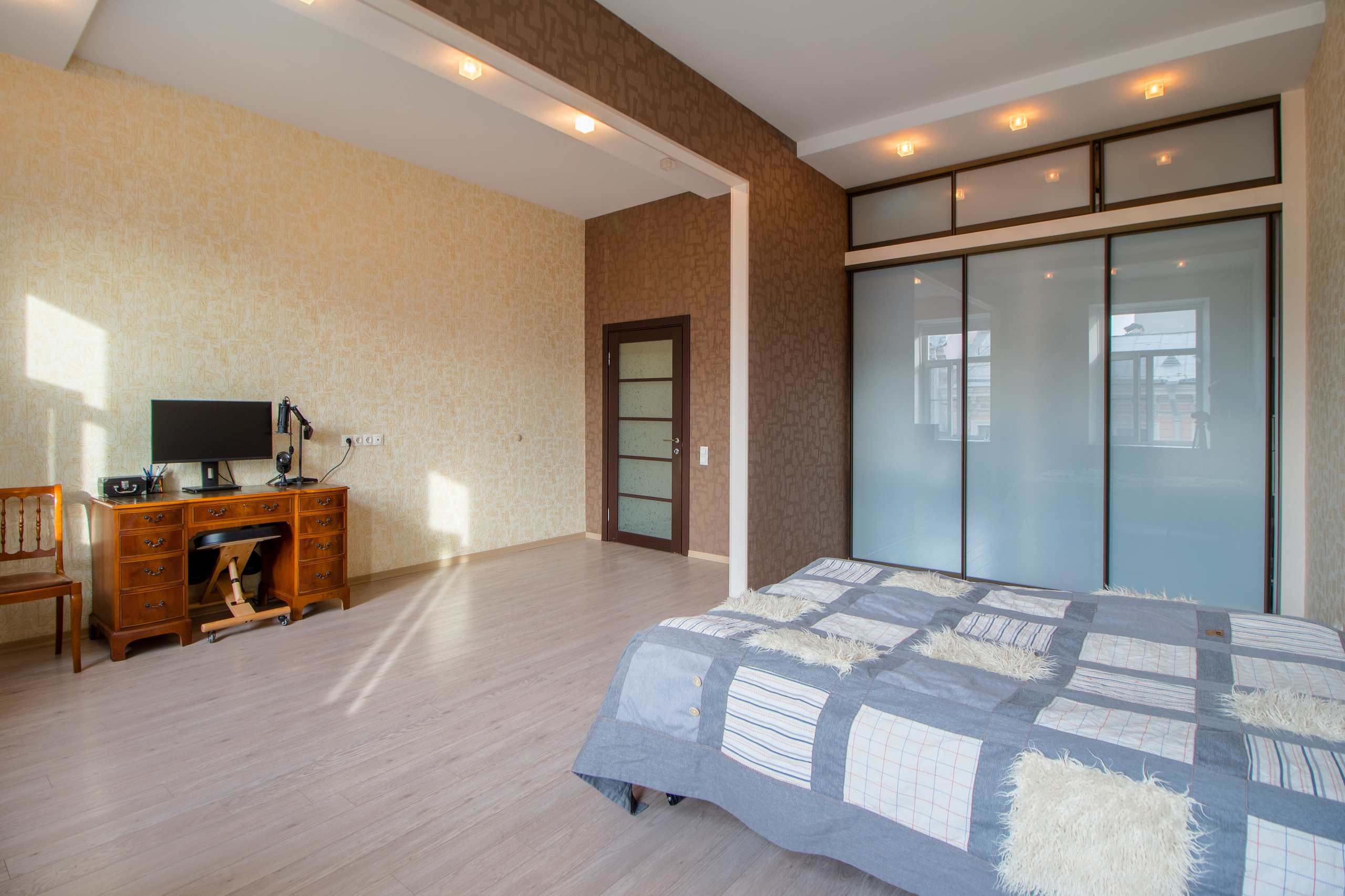 Квартира на Невском. Агентская интерьерная фотосъемка