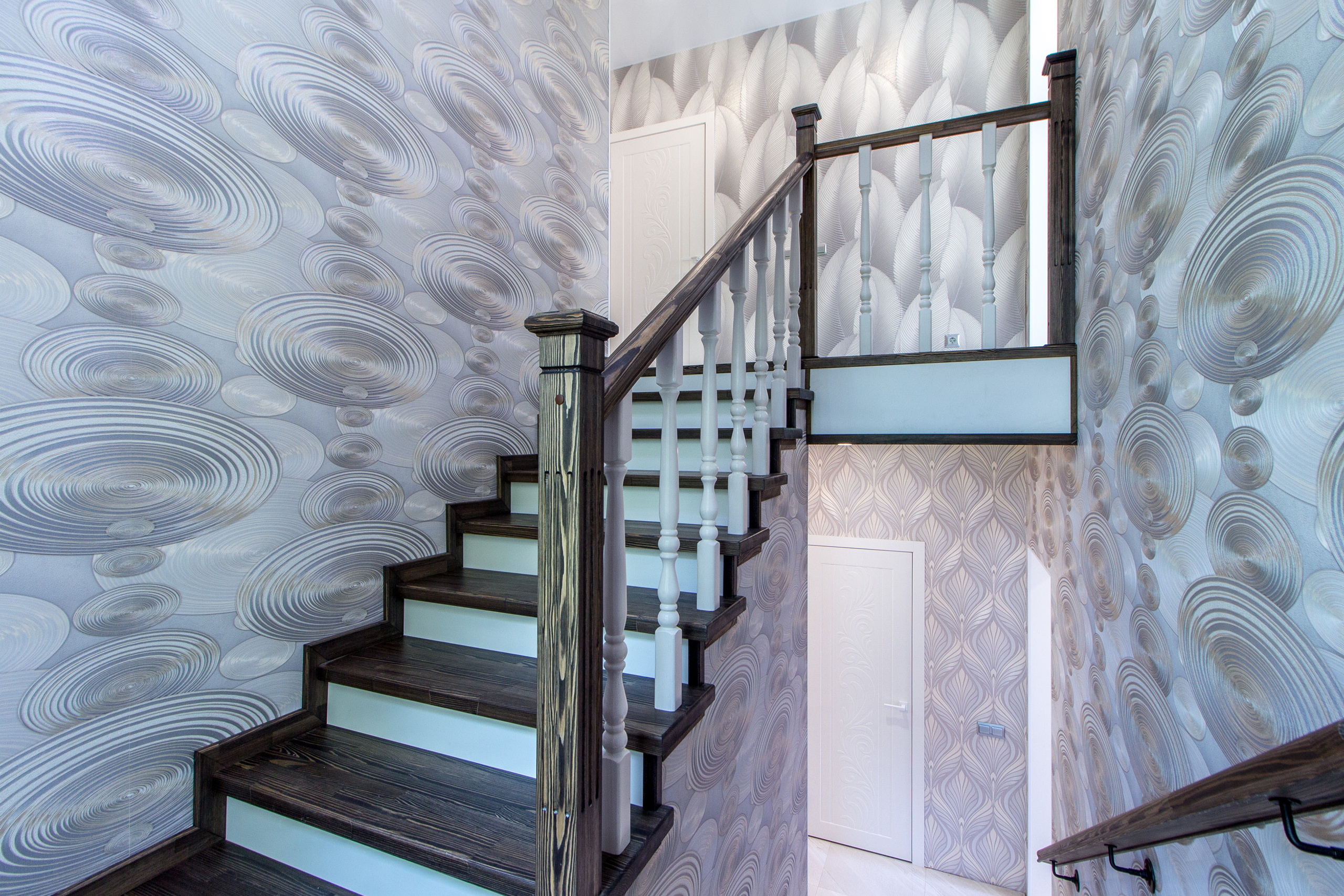 Новый красавец в Тосненском р-не ЛО. Агентская интерьерная фотосъемка