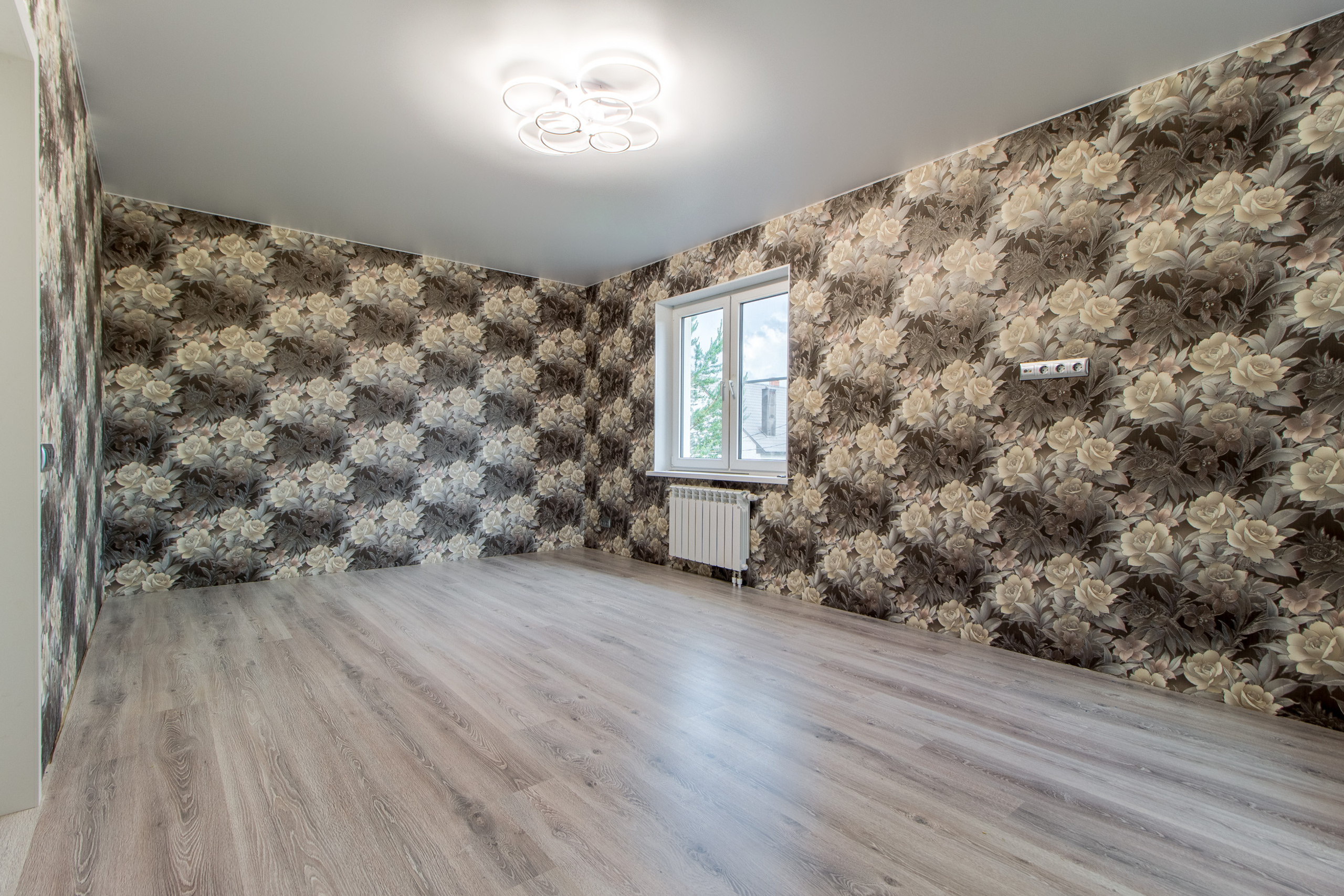 Новый красавец в Тосненском р-не ЛО. Агентская интерьерная фотосъемка