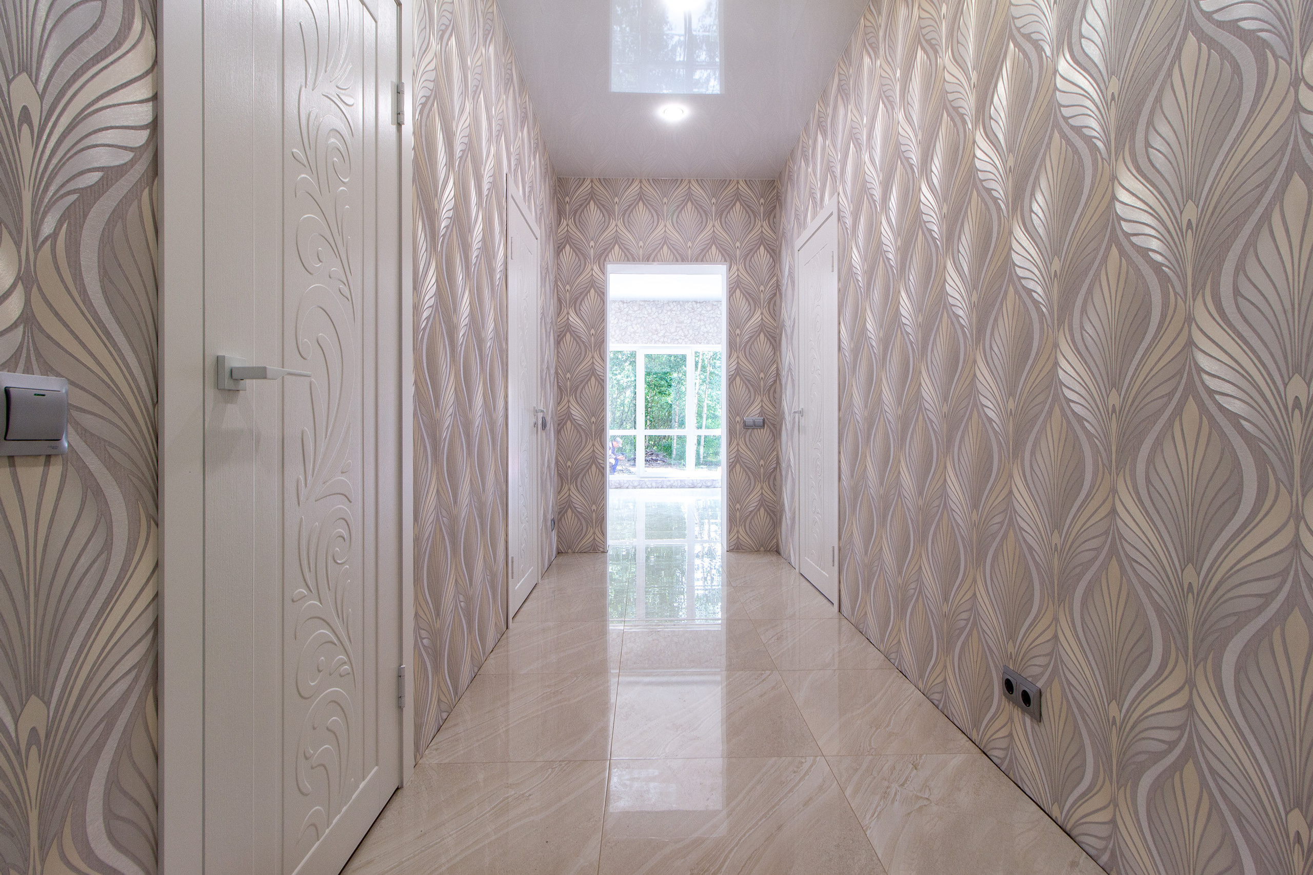 Новый красавец в Тосненском р-не ЛО. Агентская интерьерная фотосъемка