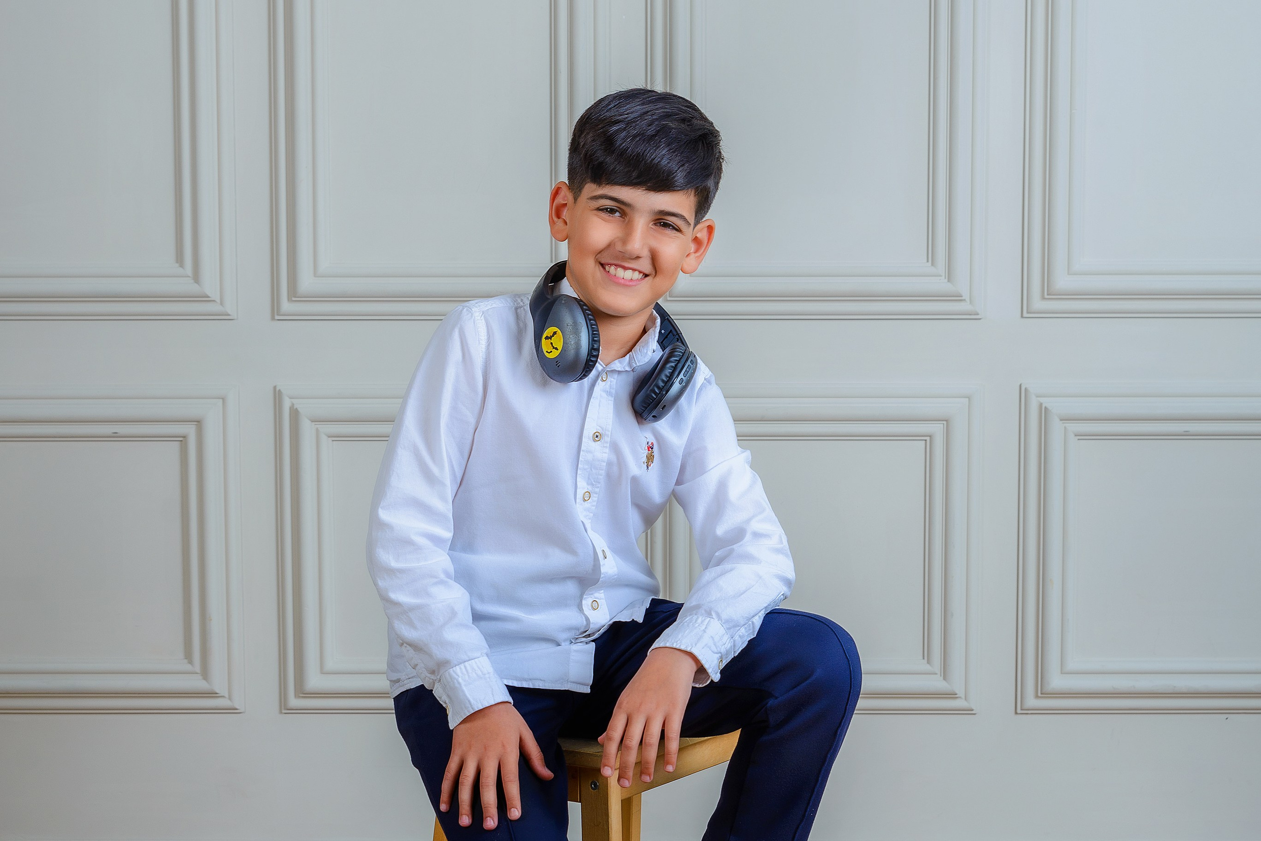 Школьная фотосъмека в студии. Школьный фотограф в Сочи и Адлере