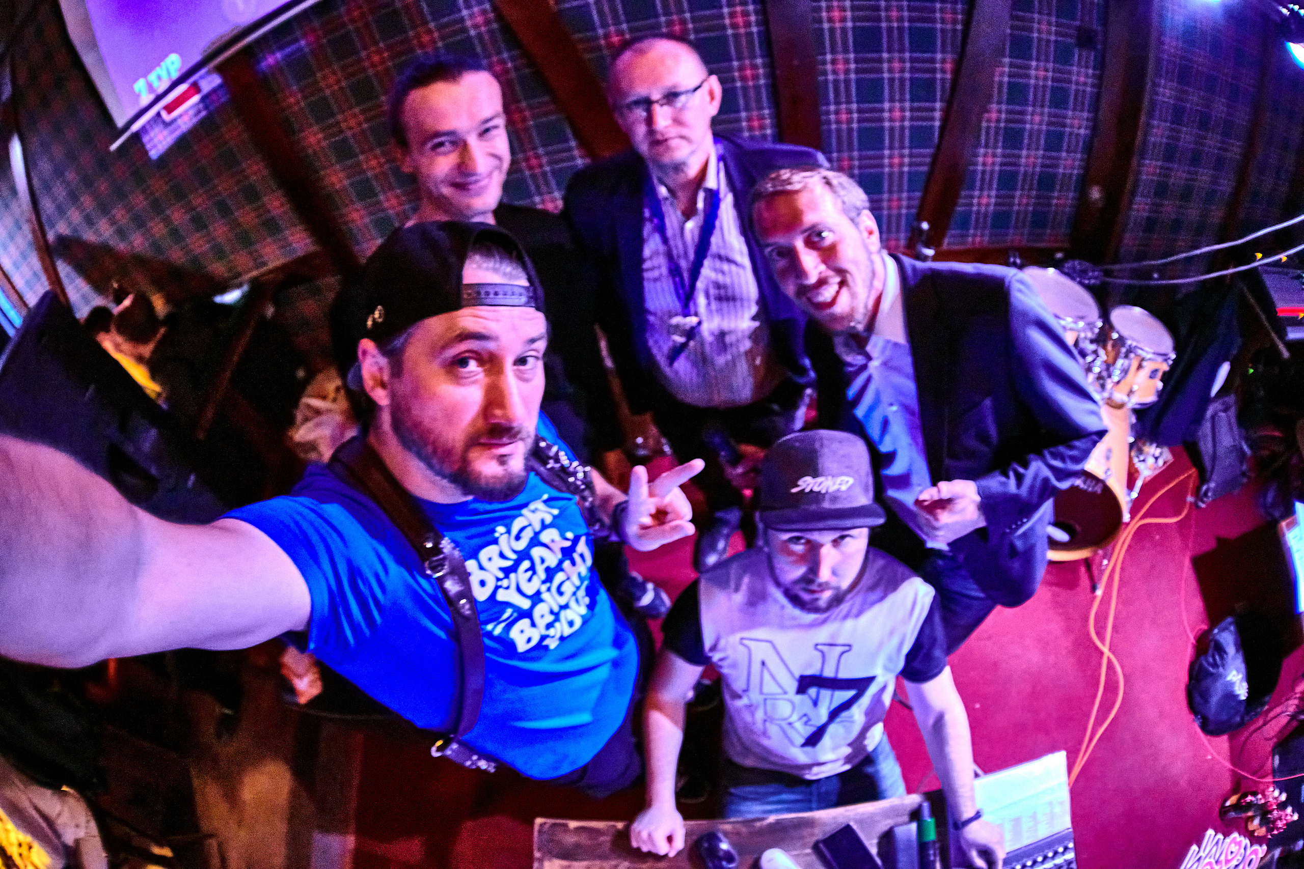 МОЗГОБОЙНЯ