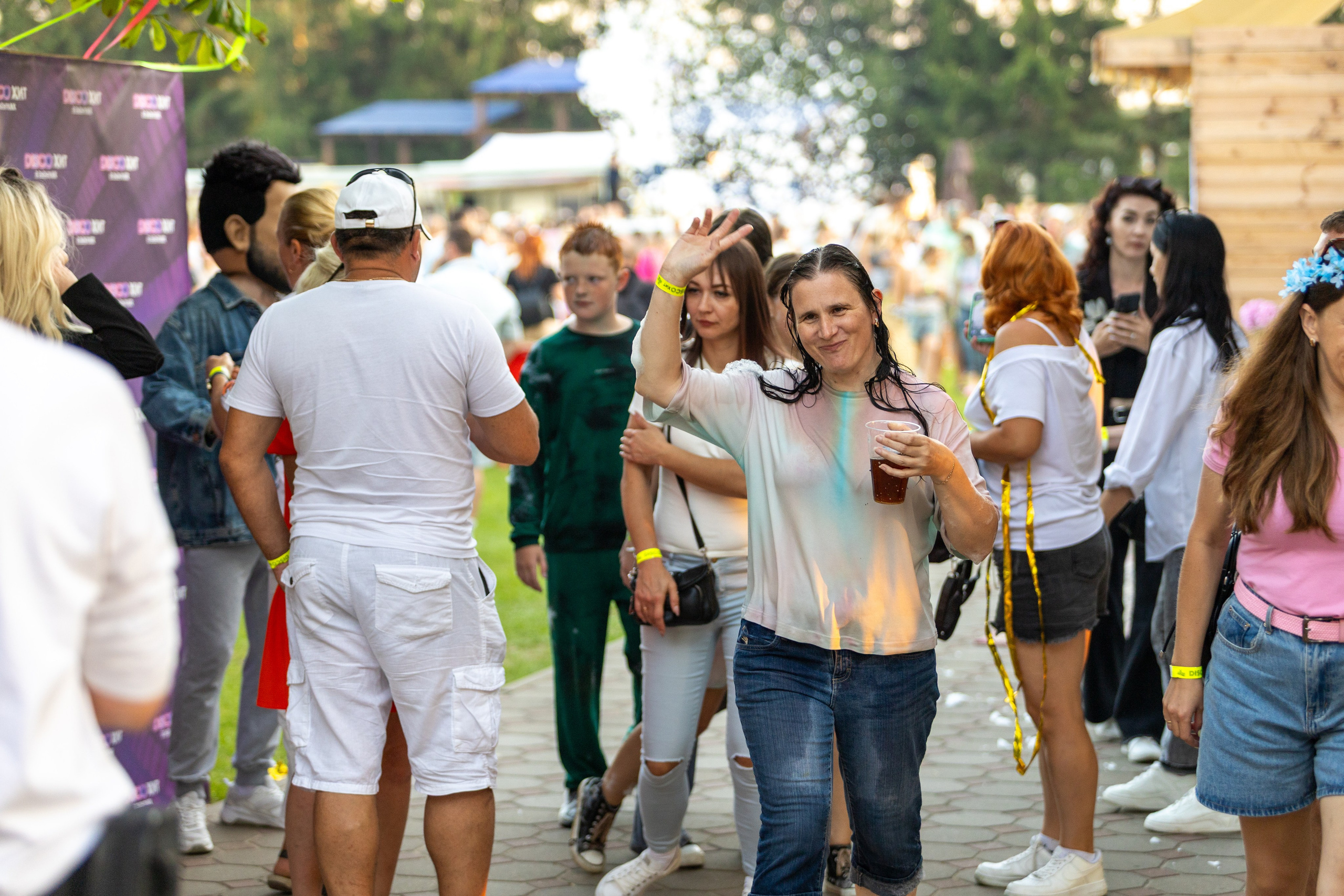 Дискохит. Профессиональный интерьерный и репортажный фотограф Минск и РБ. Максим Орлов