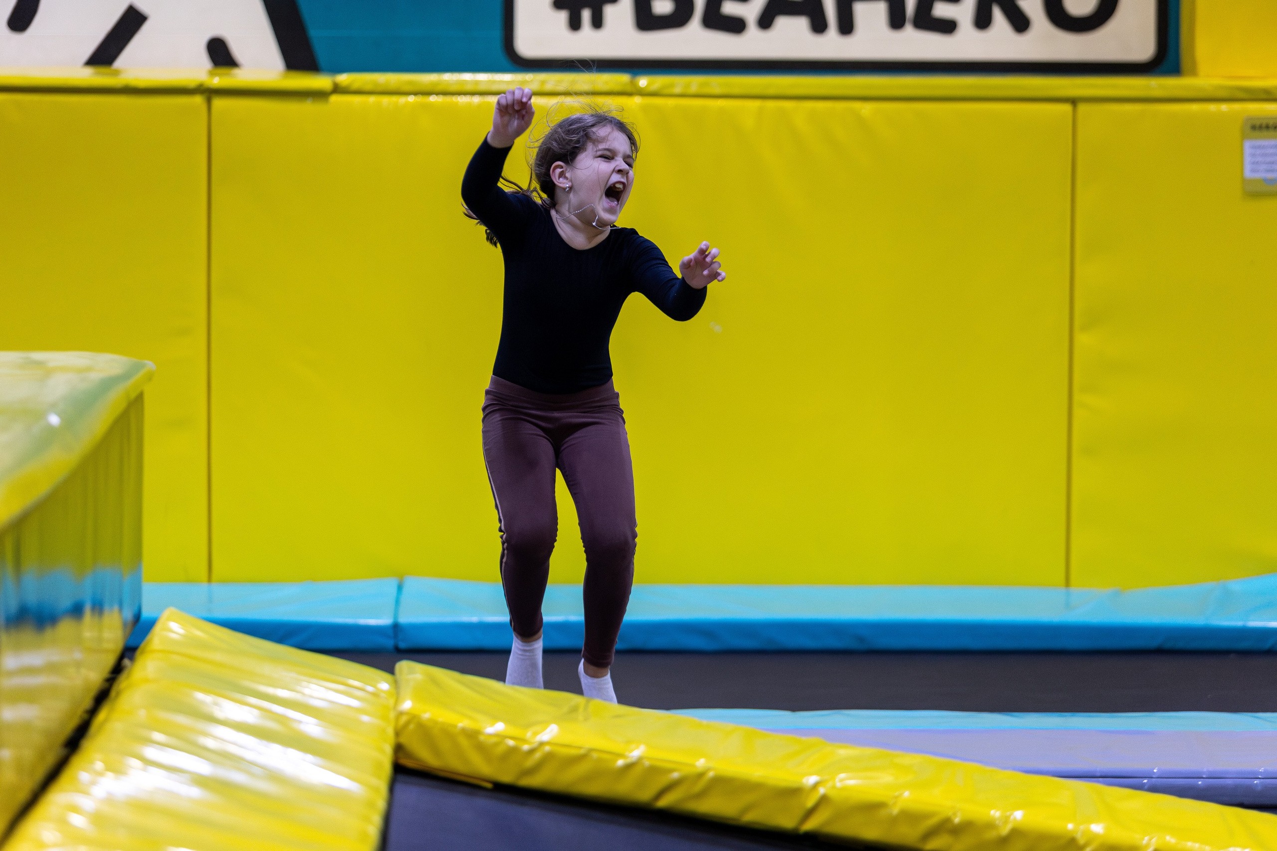 ДР Влада (батутная арена). Профессиональный интерьерный и репортажный фотограф Минск и РБ. Максим Орлов