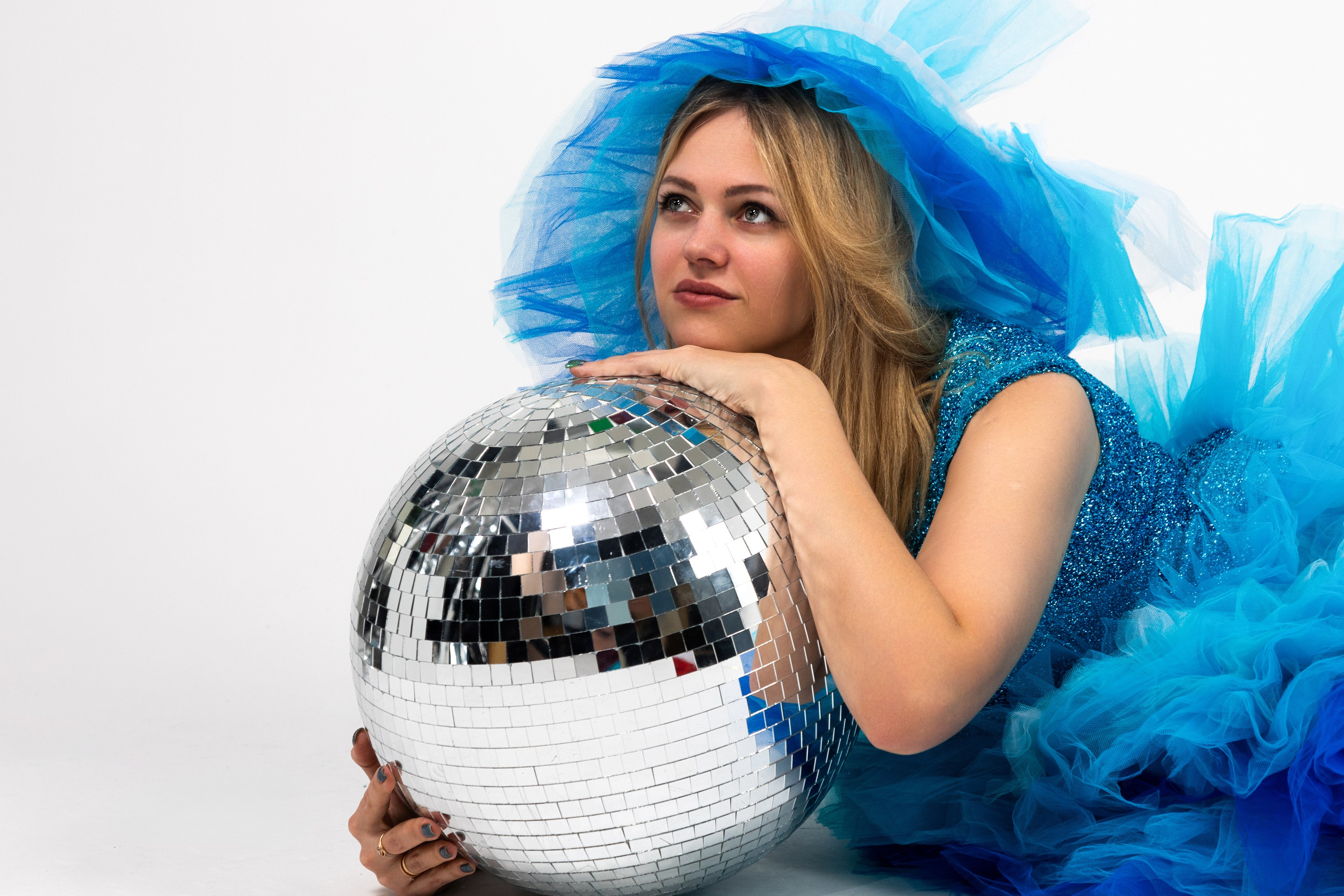 Фотосъемка одежды Юлии Калашниковой. Профессиональный интерьерный и репортажный фотограф Минск и РБ. Максим Орлов