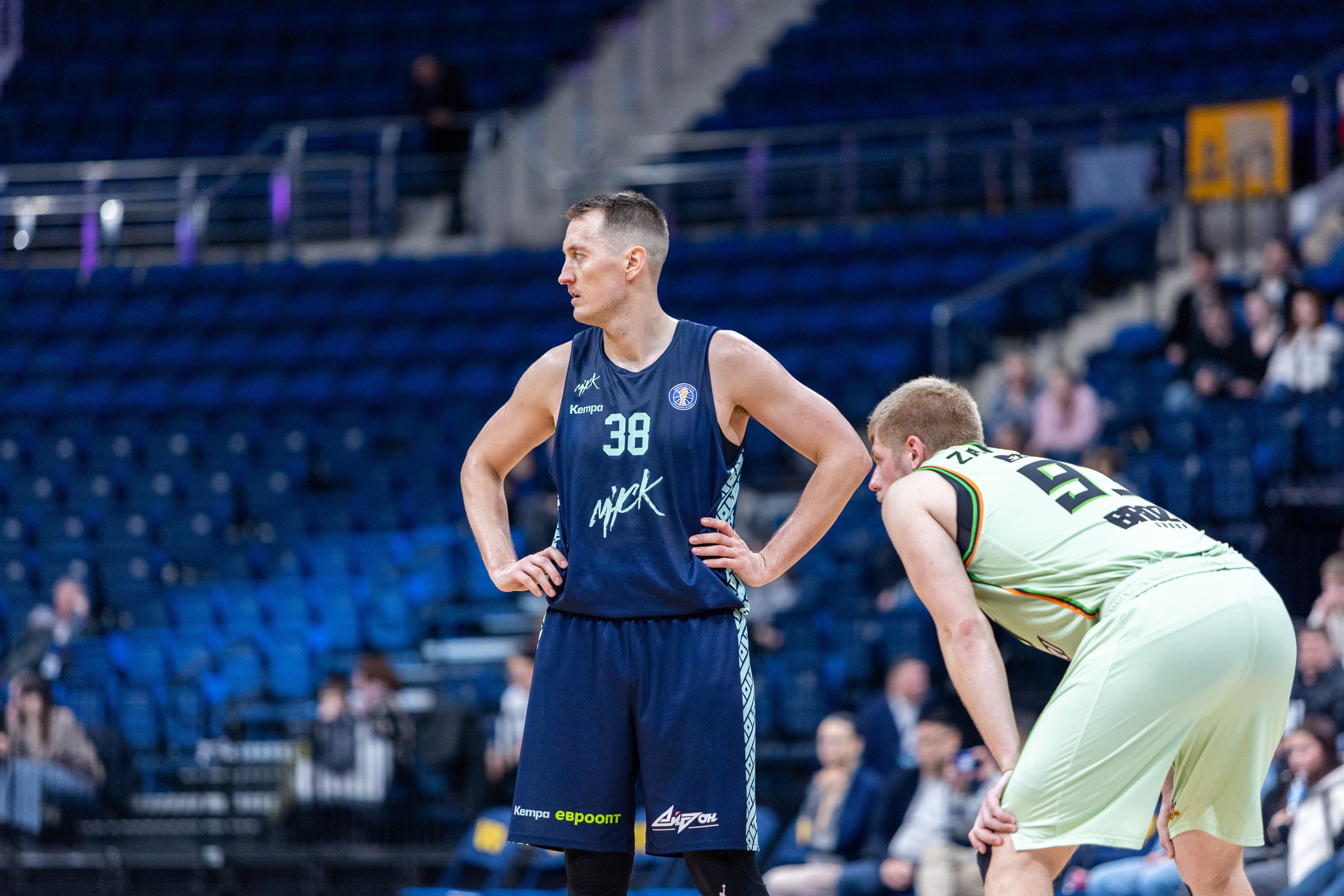 Баскетбол. Лучшие кадры. Минск — Уралмаш 13.02.2024. Профессиональный интерьерный и репортажный фотограф Минск и РБ. Максим Орлов