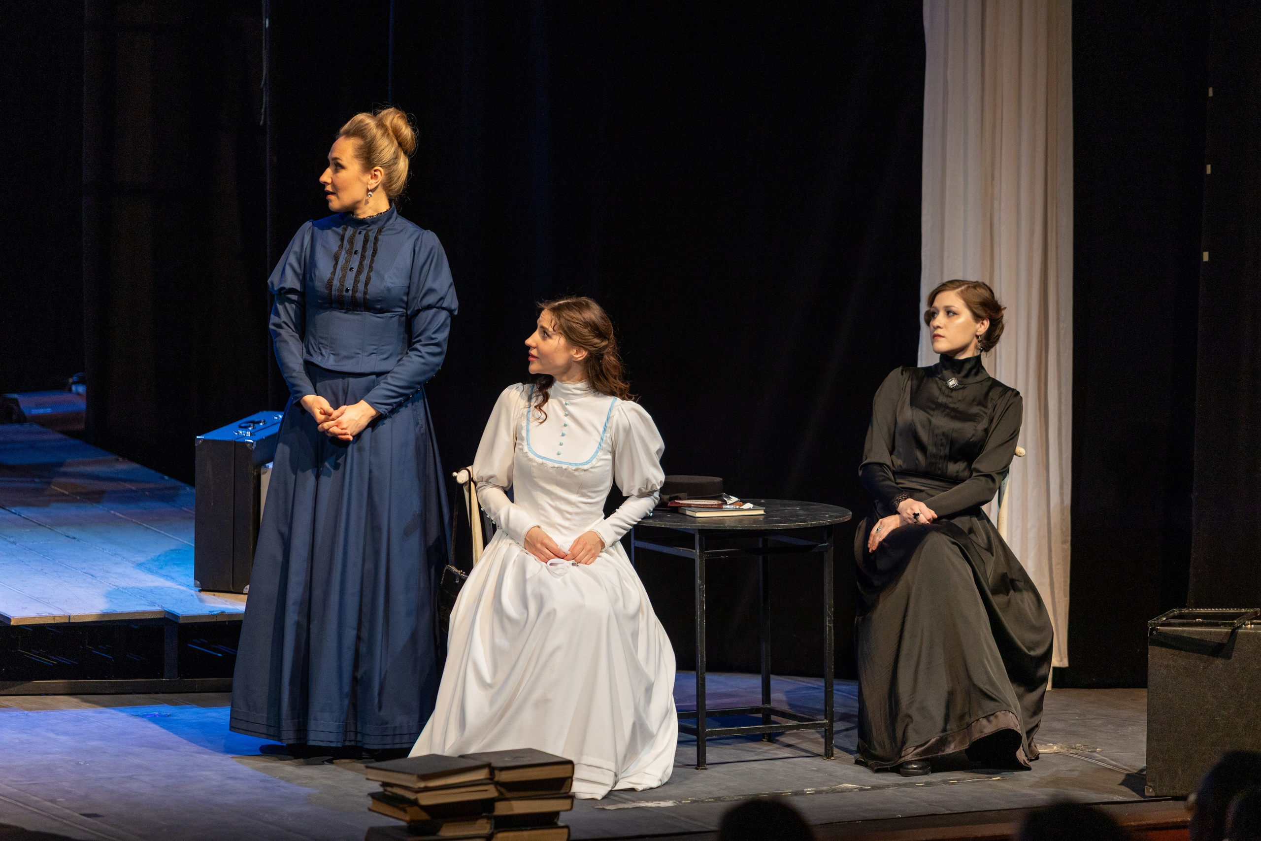 Театр белорусской армии «Три сестры». Профессиональный интерьерный и репортажный фотограф Минск и РБ. Максим Орлов