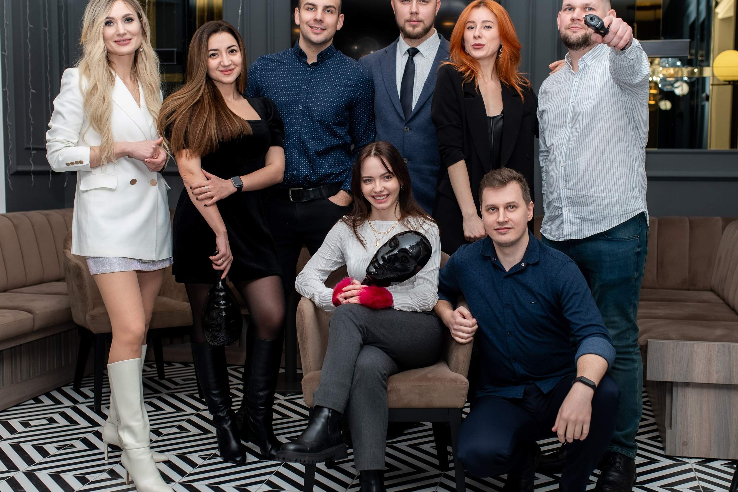 Игра «Мафия». Профессиональный интерьерный и репортажный фотограф Минск и РБ. Максим Орлов