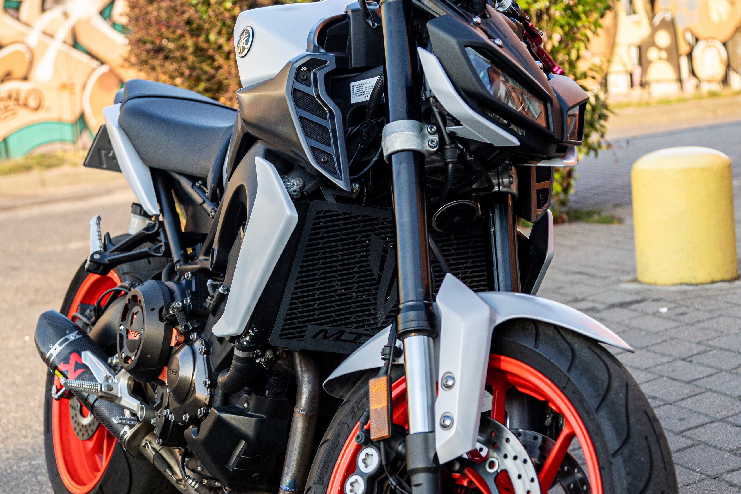 Мотоцикл. Профессиональный интерьерный и репортажный фотограф Минск и РБ. Максим Орлов