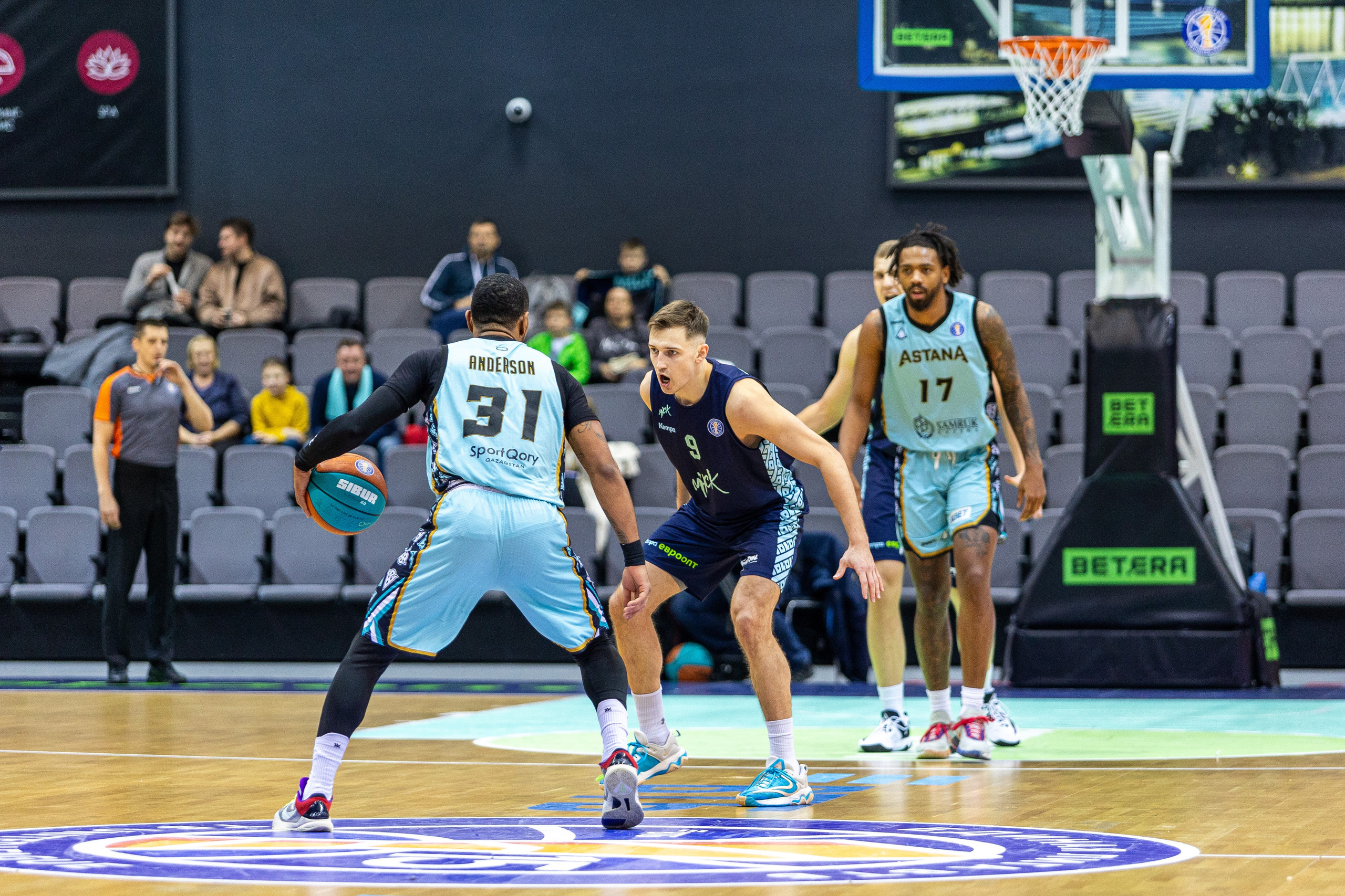 Спортивный фотограф. Минск и РБ. Профессиональный интерьерный и репортажный фотограф Минск и РБ. Максим Орлов