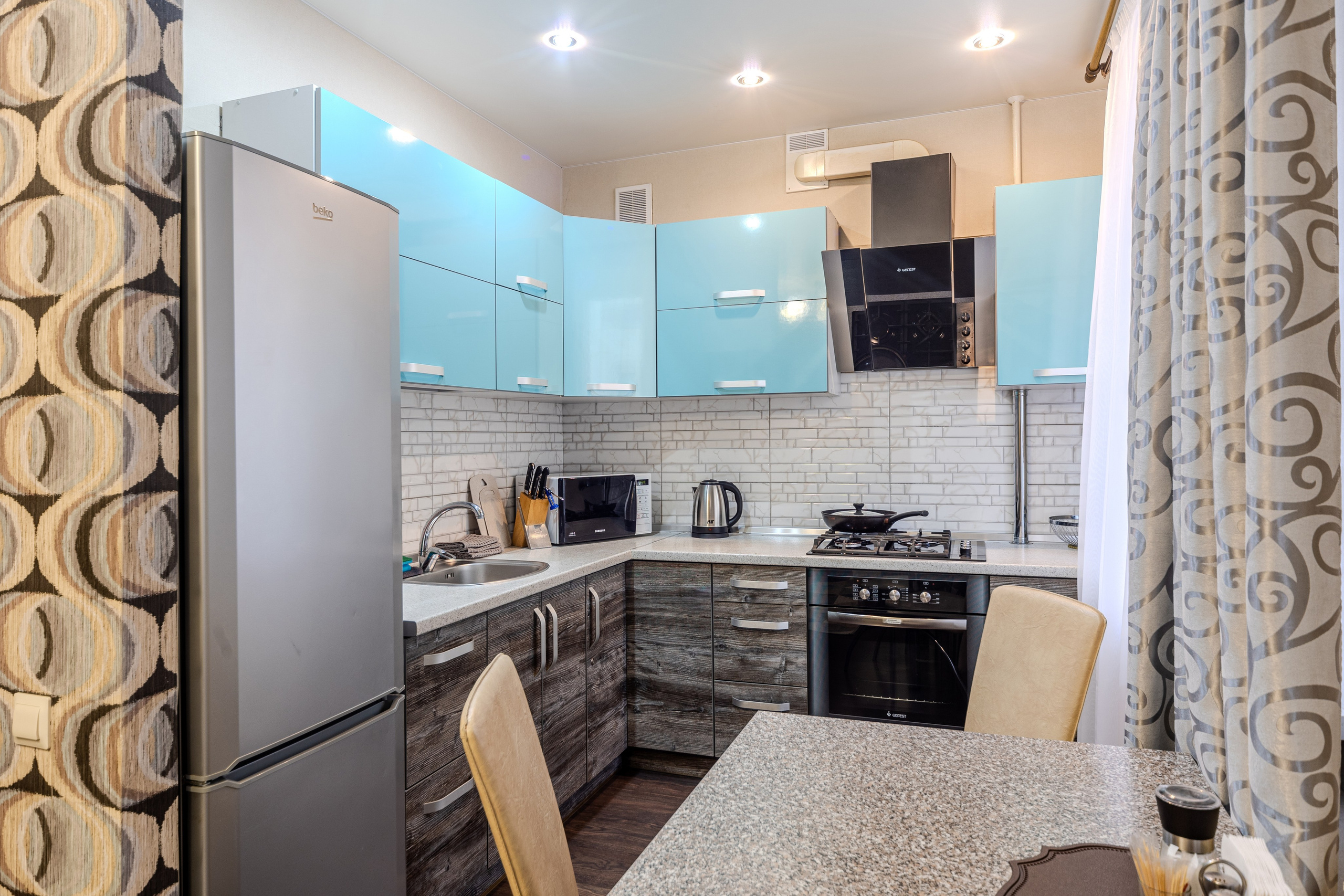 Пр. Независимости 52. Профессиональный интерьерный и репортажный фотограф Минск и РБ. Максим Орлов