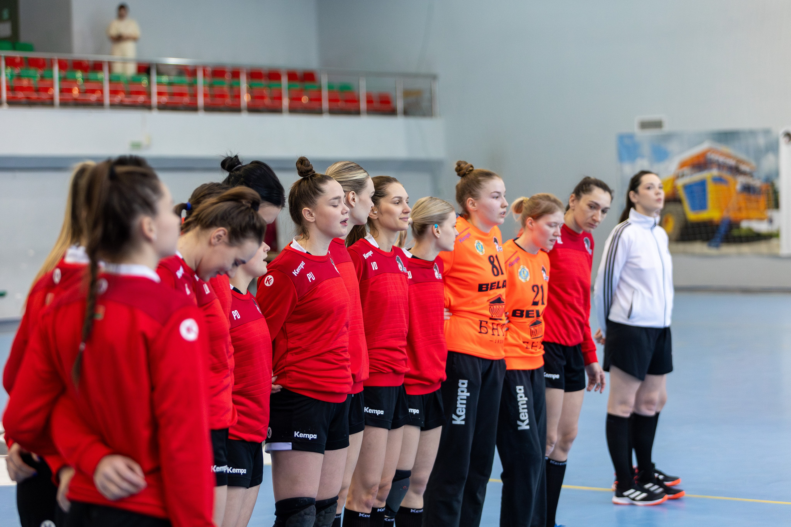 Женский гандбол. Лучшие кадры. БНТУ — Березина 09.12.2023. Профессиональный интерьерный и репортажный фотограф Минск и РБ. Максим Орлов