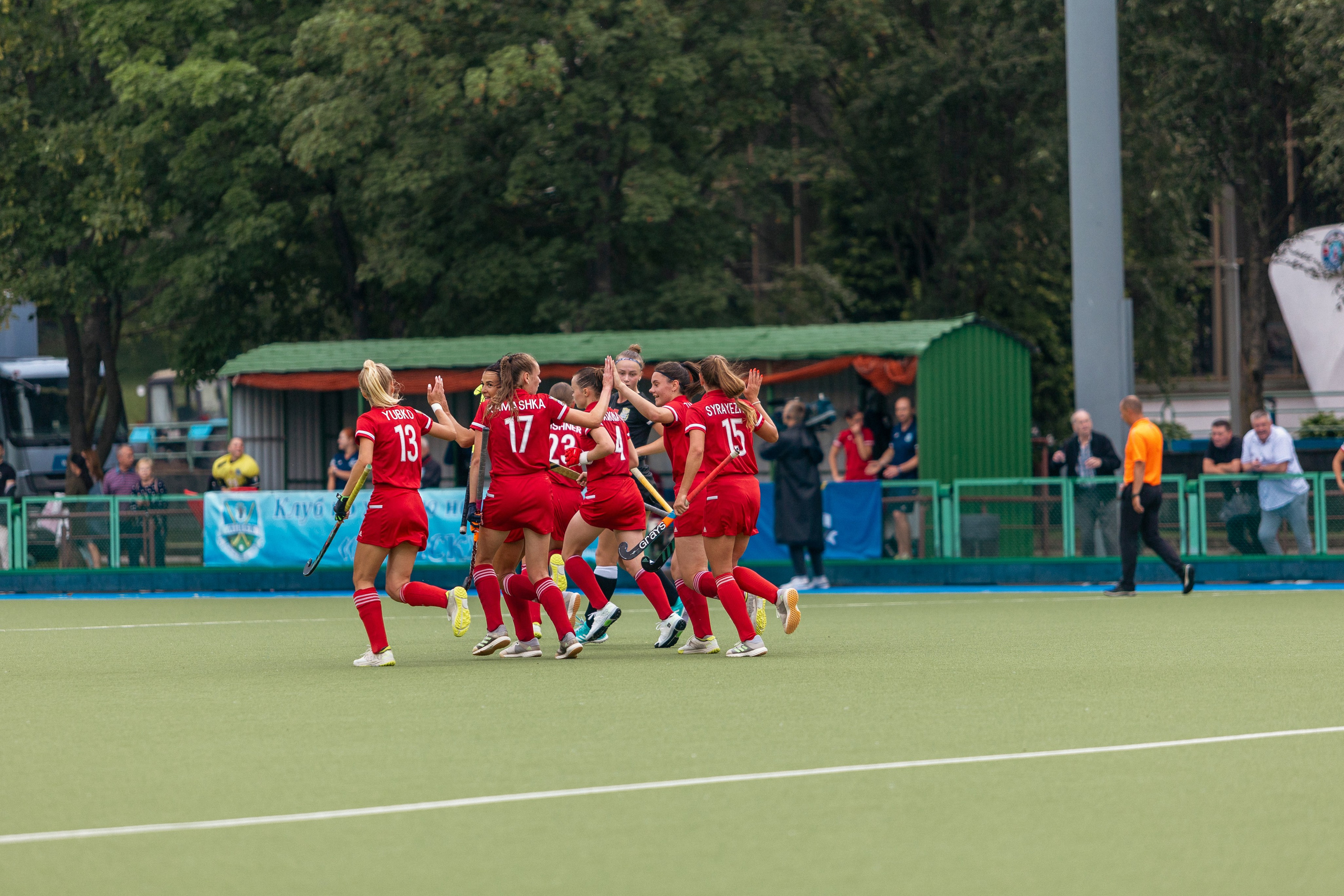 Хоккей на траве. Девушки. ХК Минск — ХК Виктория (Смолевичи) 10.06.2024. Профессиональный интерьерный и репортажный фотограф Минск и РБ. Максим Орлов