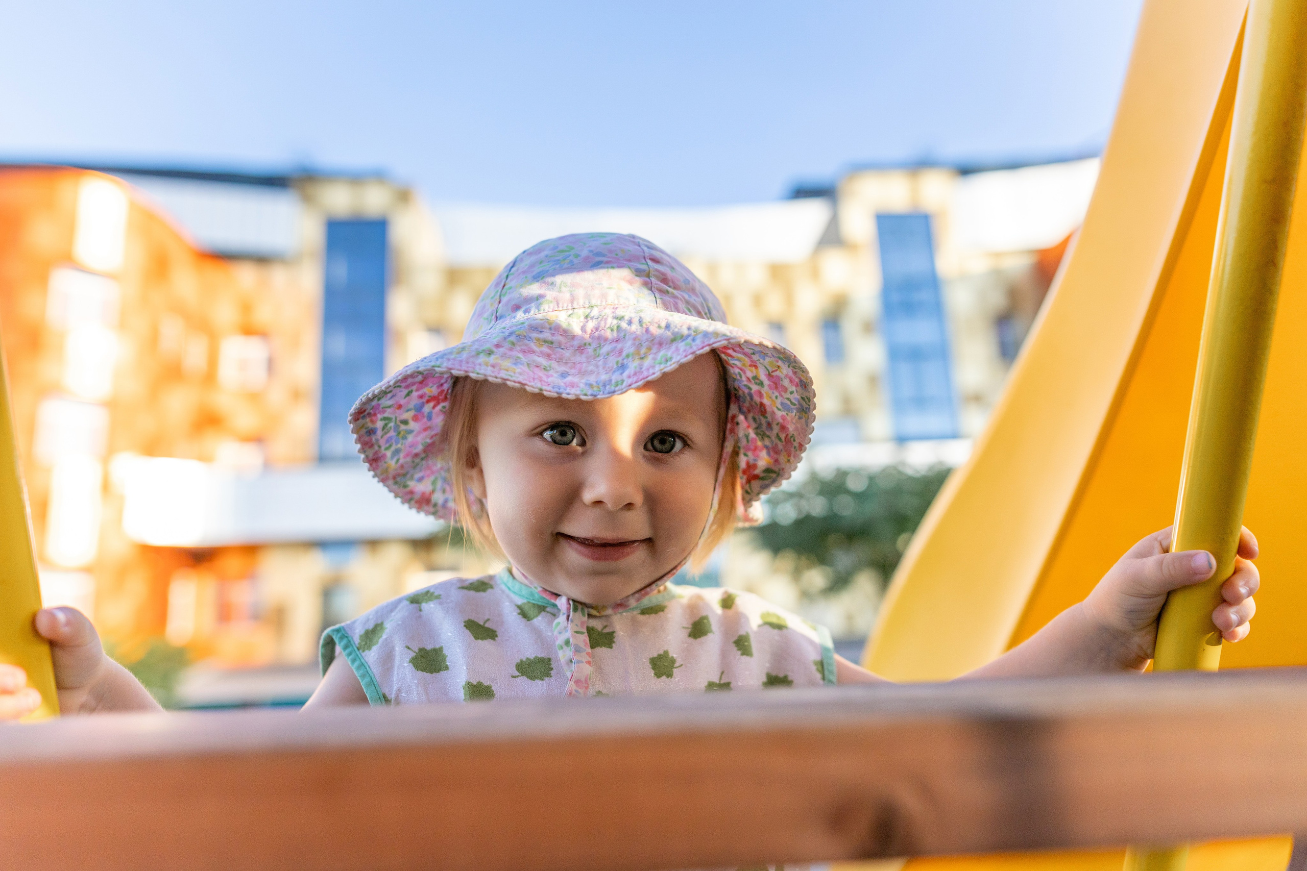 Детская живая фотосессия. Профессиональный интерьерный и репортажный фотограф Минск и РБ. Максим Орлов