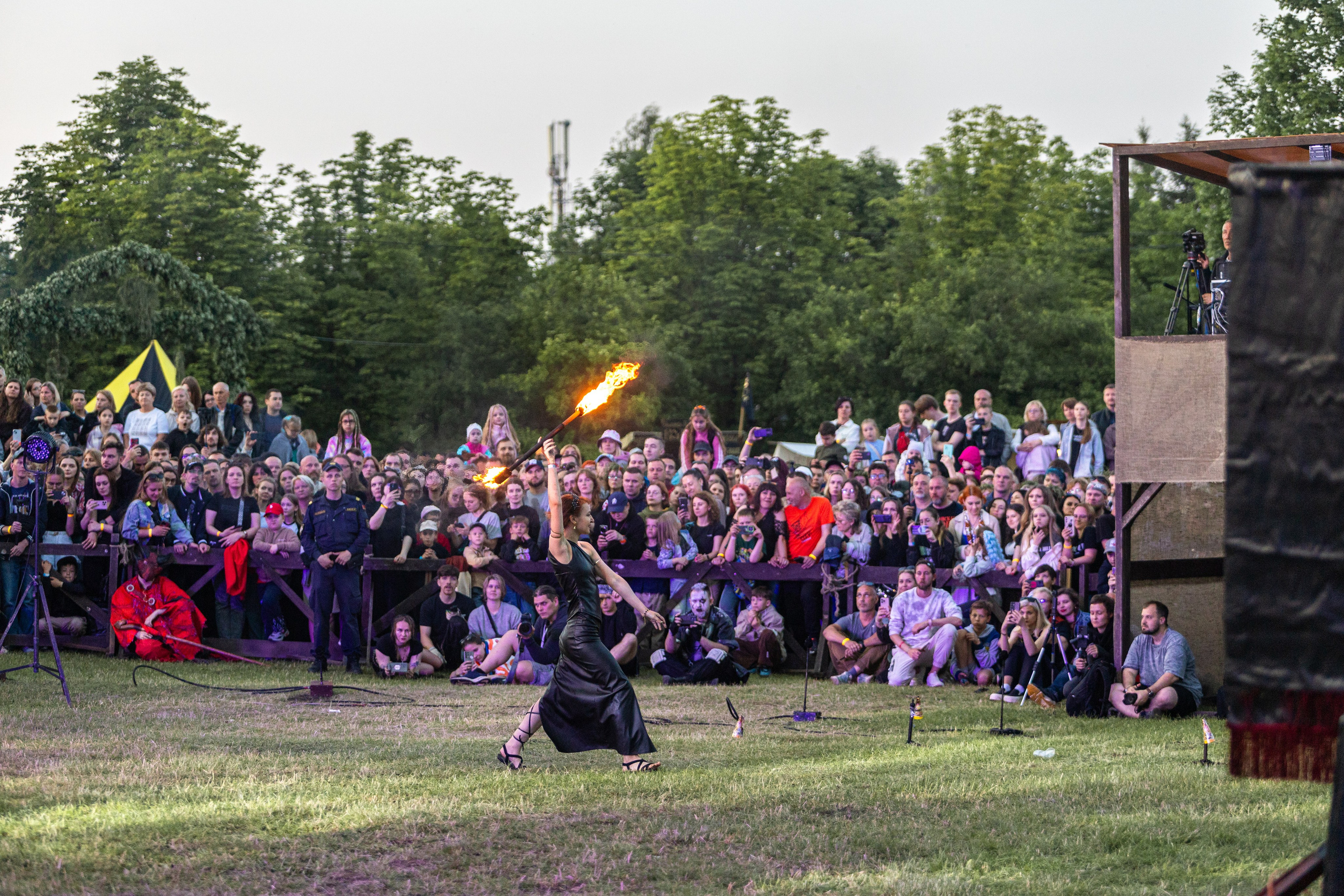 Свята сонца. Профессиональный интерьерный и репортажный фотограф Минск и РБ. Максим Орлов