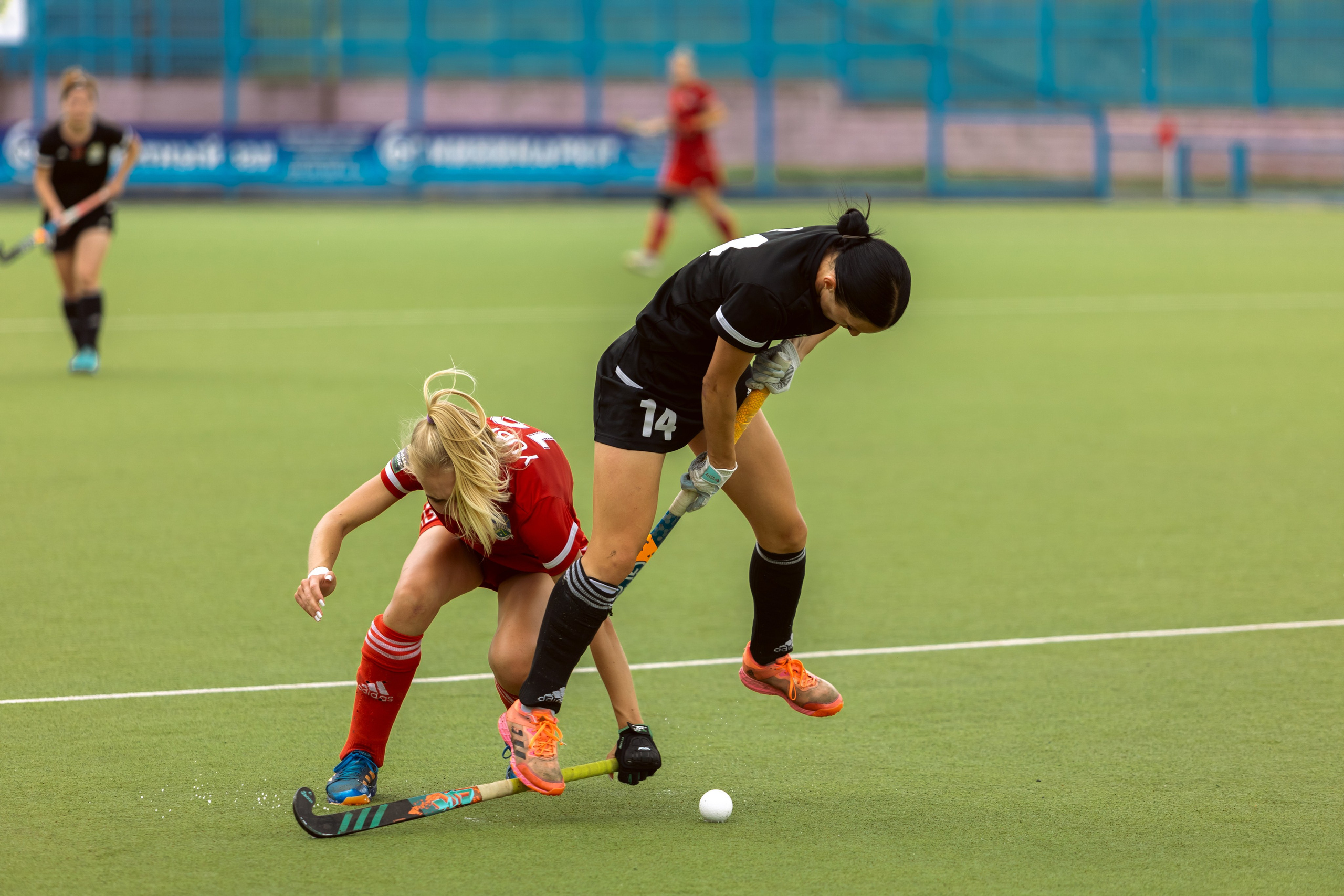 Хоккей на траве. Девушки. Минск — Виктория. 16.06.2024. Профессиональный интерьерный и репортажный фотограф Минск и РБ. Максим Орлов