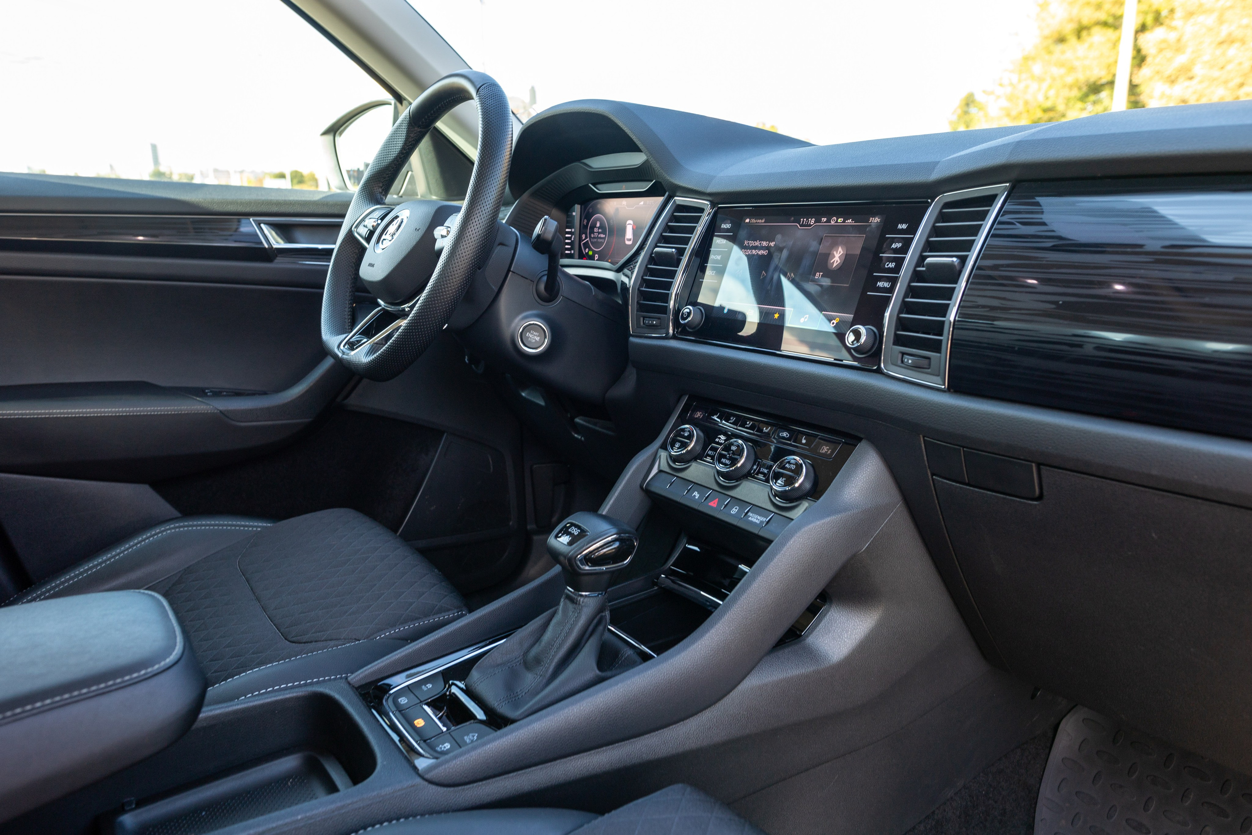 Skoda Kodiaq. Профессиональный интерьерный и репортажный фотограф Минск и РБ. Максим Орлов