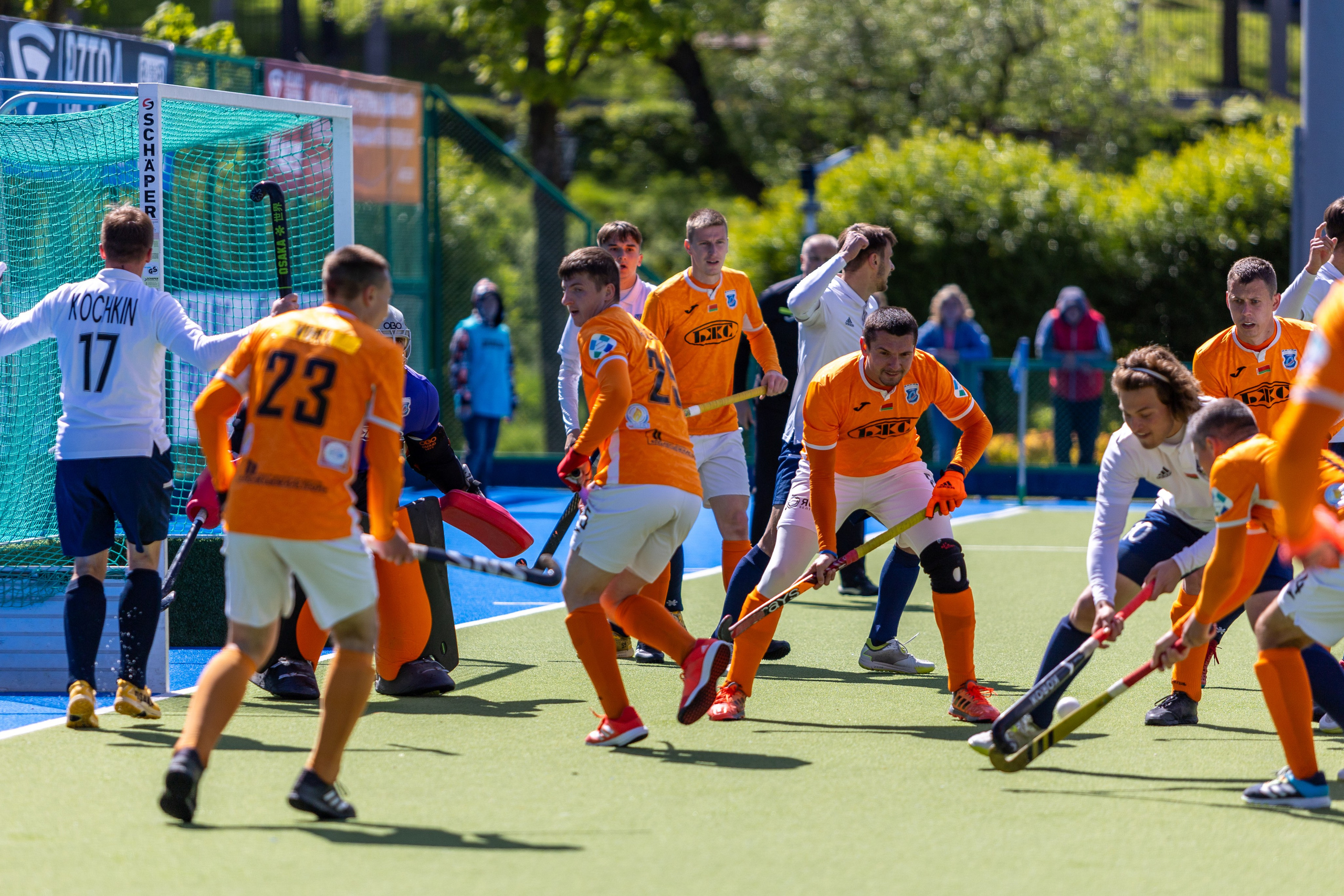 Хоккей на траве. ХК Минск — СК Строитель 12.05.2024. Профессиональный интерьерный и репортажный фотограф Минск и РБ. Максим Орлов
