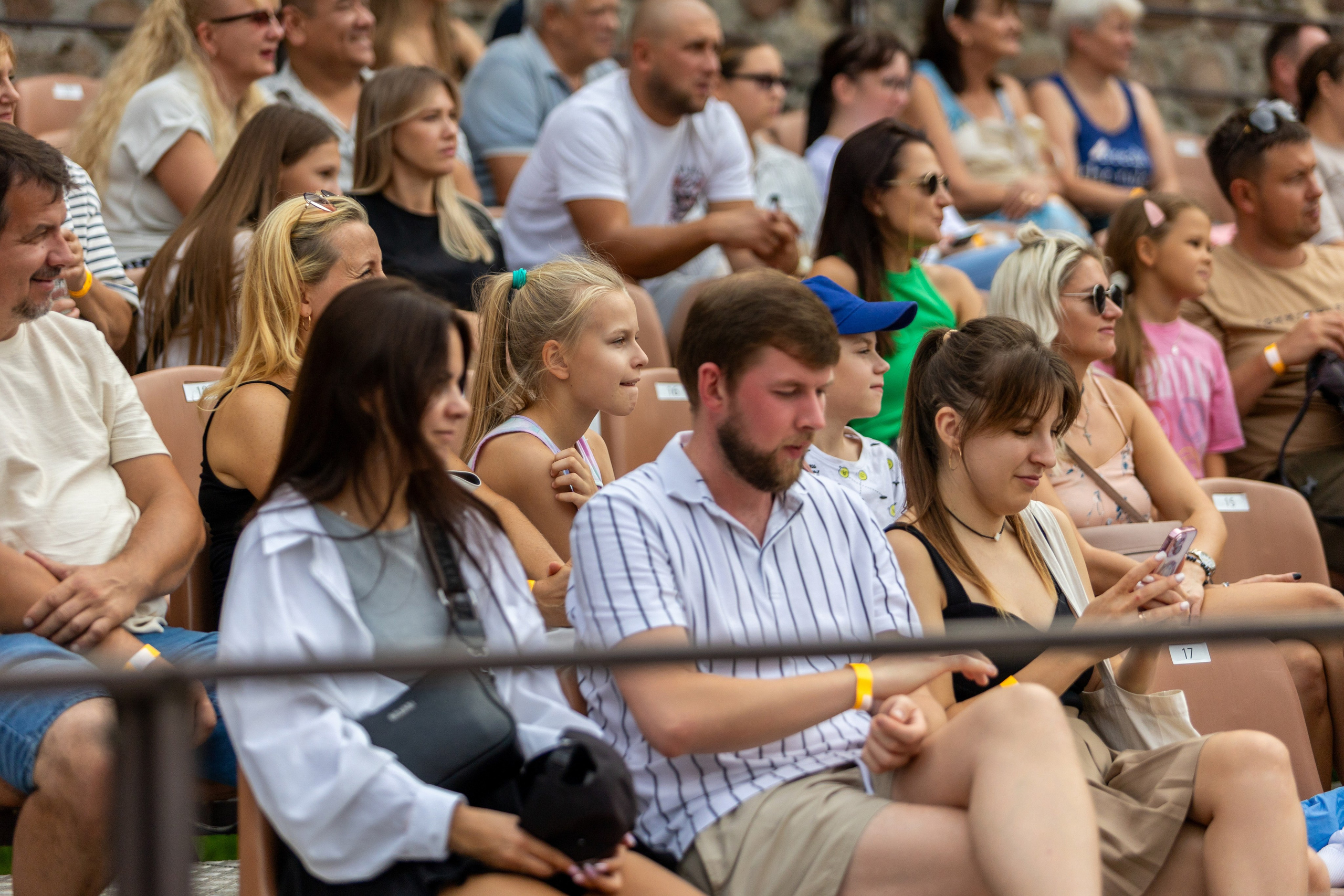 Выступление «Золотой шпоры» на празднике города Лиды. Профессиональный интерьерный и репортажный фотограф Минск и РБ. Максим Орлов