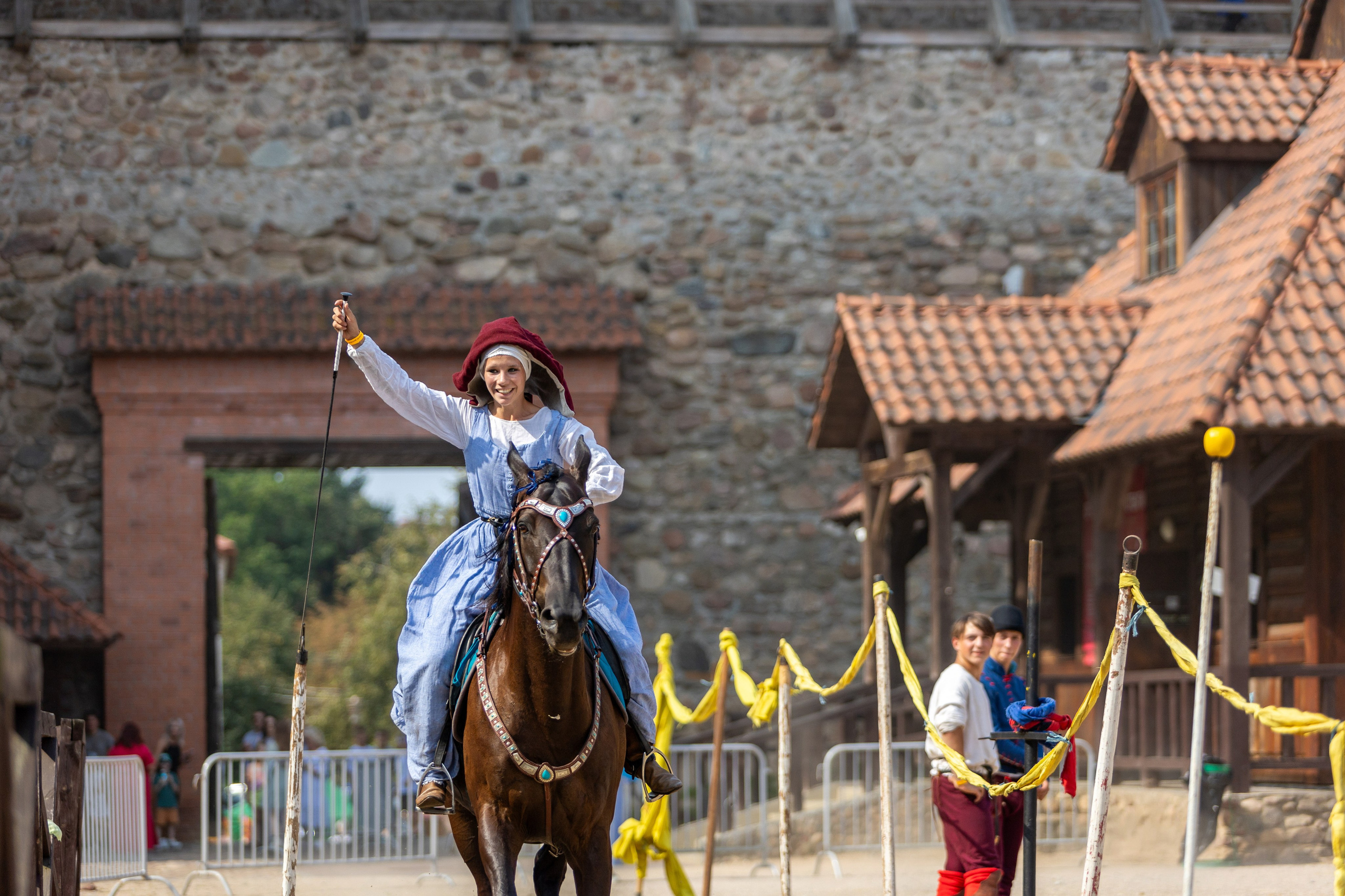 Выступление «Золотой шпоры» на празднике города Лиды. Профессиональный интерьерный и репортажный фотограф Минск и РБ. Максим Орлов