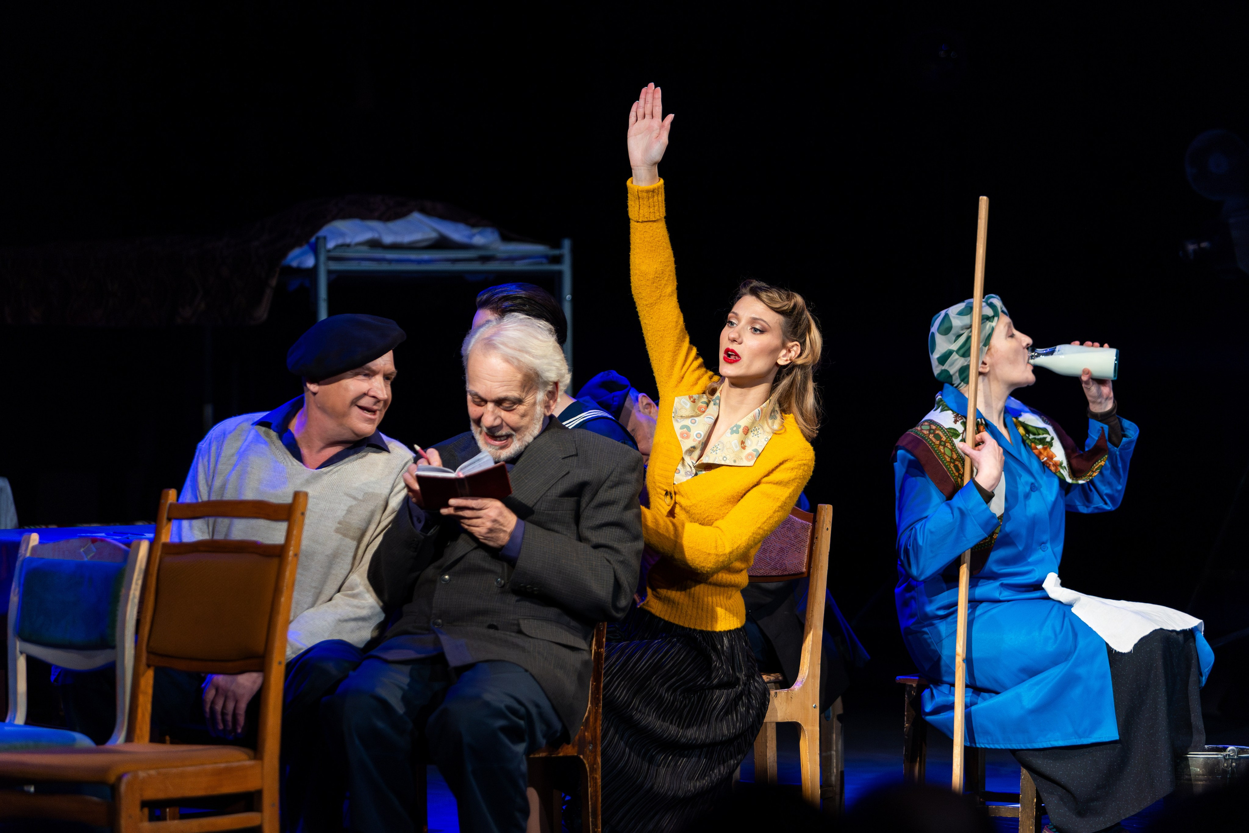 Новый театр «Фабричная девчонка». Профессиональный интерьерный и репортажный фотограф Минск и РБ. Максим Орлов