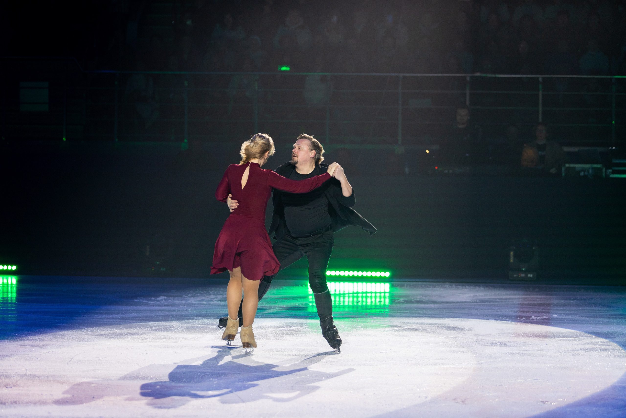 Ледовое шоу Ильи Авербуха 30.03.2024. Профессиональный интерьерный и репортажный фотограф Минск и РБ. Максим Орлов