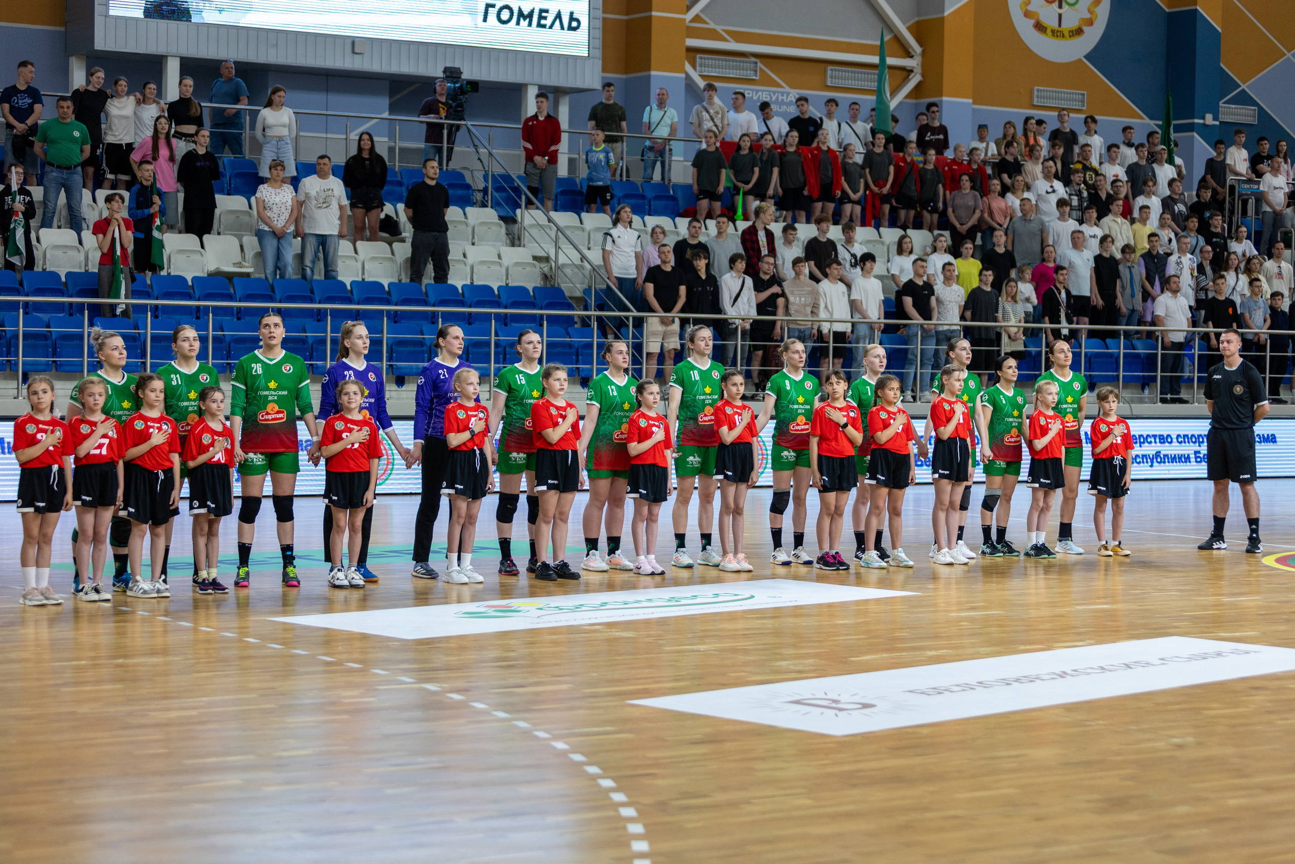 Гандбол. Финал. БНТУ — Гомель. 25.05.2024. Профессиональный интерьерный и репортажный фотограф Минск и РБ. Максим Орлов
