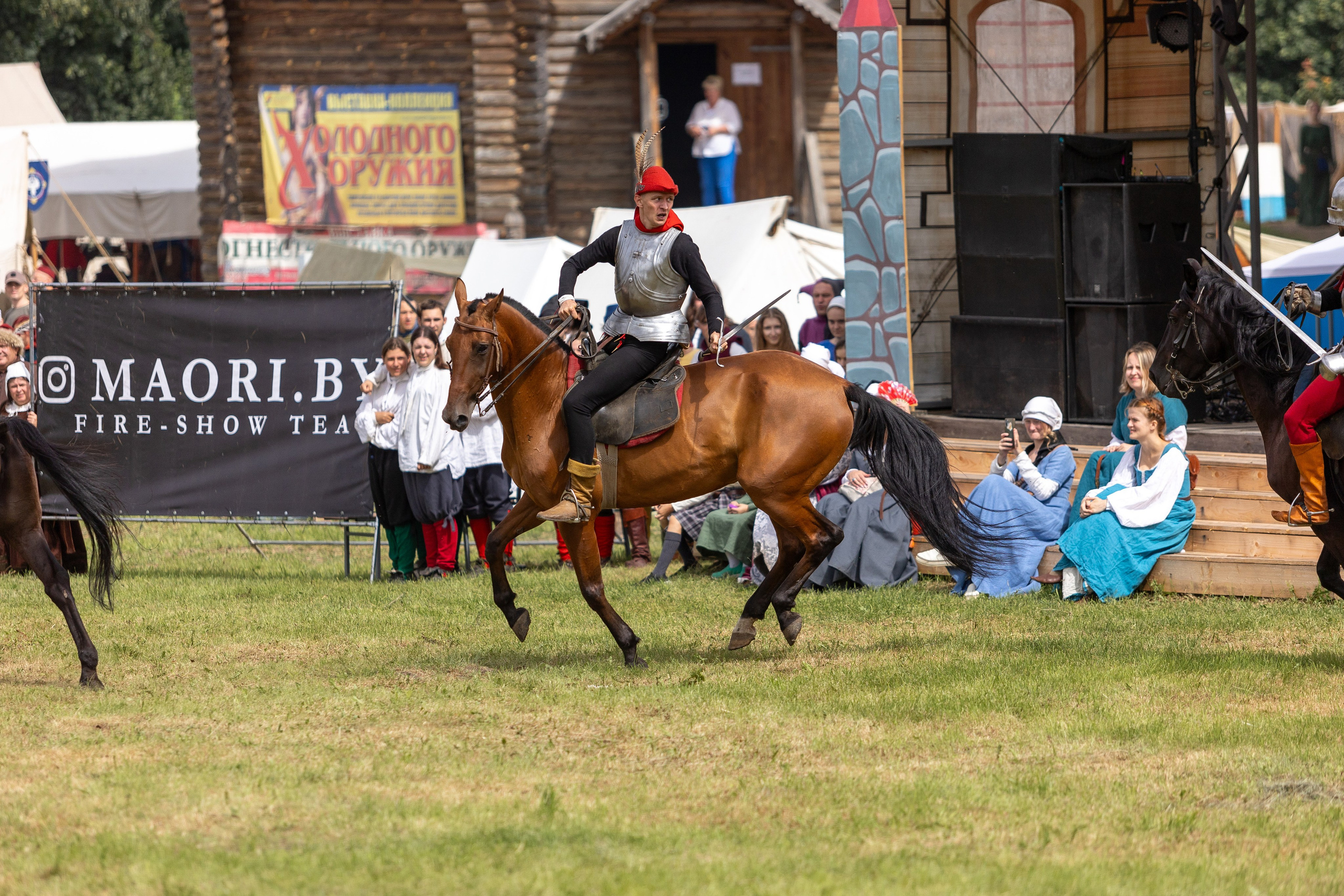 Рыцарский фест. Мстиславль. Профессиональный интерьерный и репортажный фотограф Минск и РБ. Максим Орлов