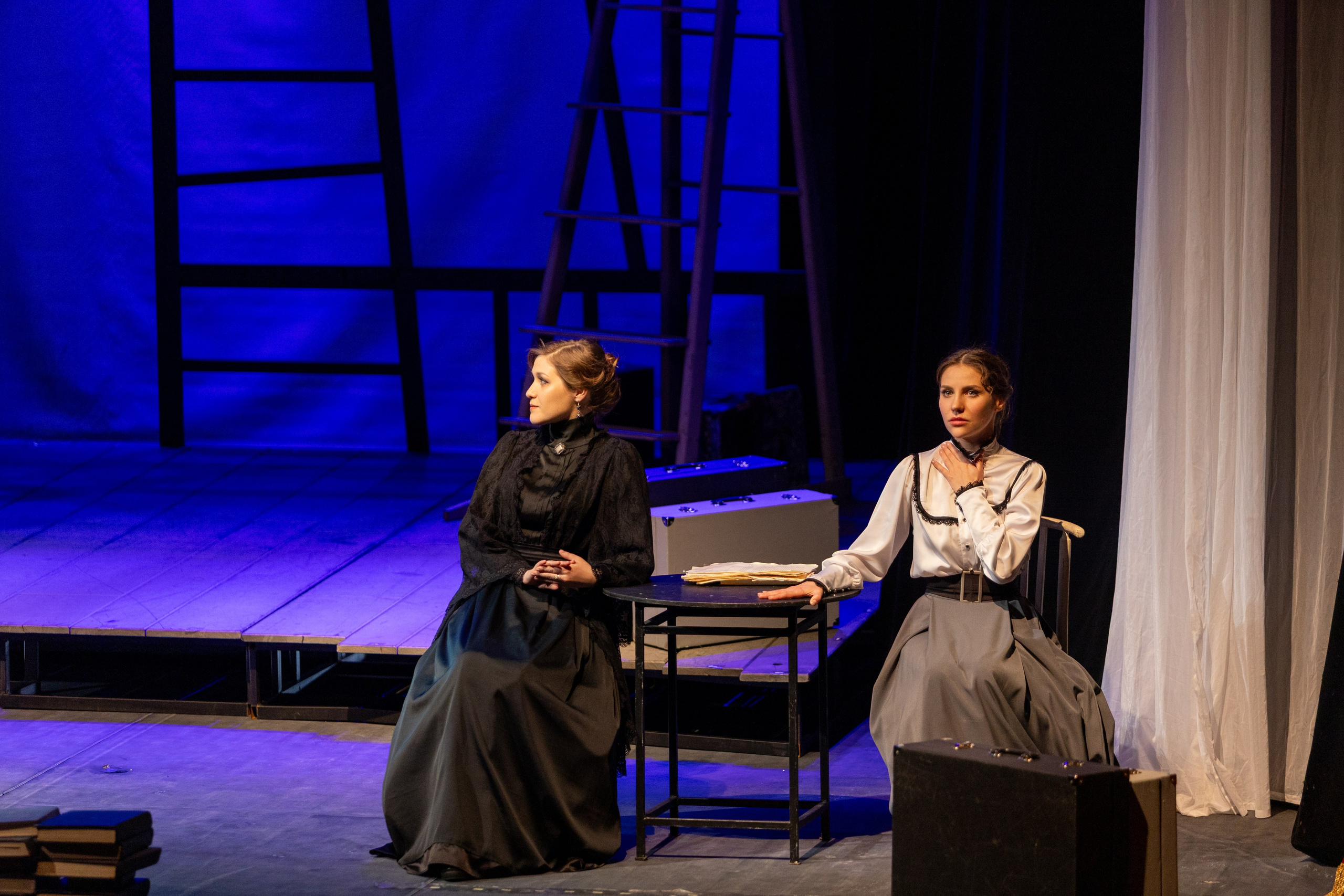 Театр белорусской армии «Три сестры». Профессиональный интерьерный и репортажный фотограф Минск и РБ. Максим Орлов