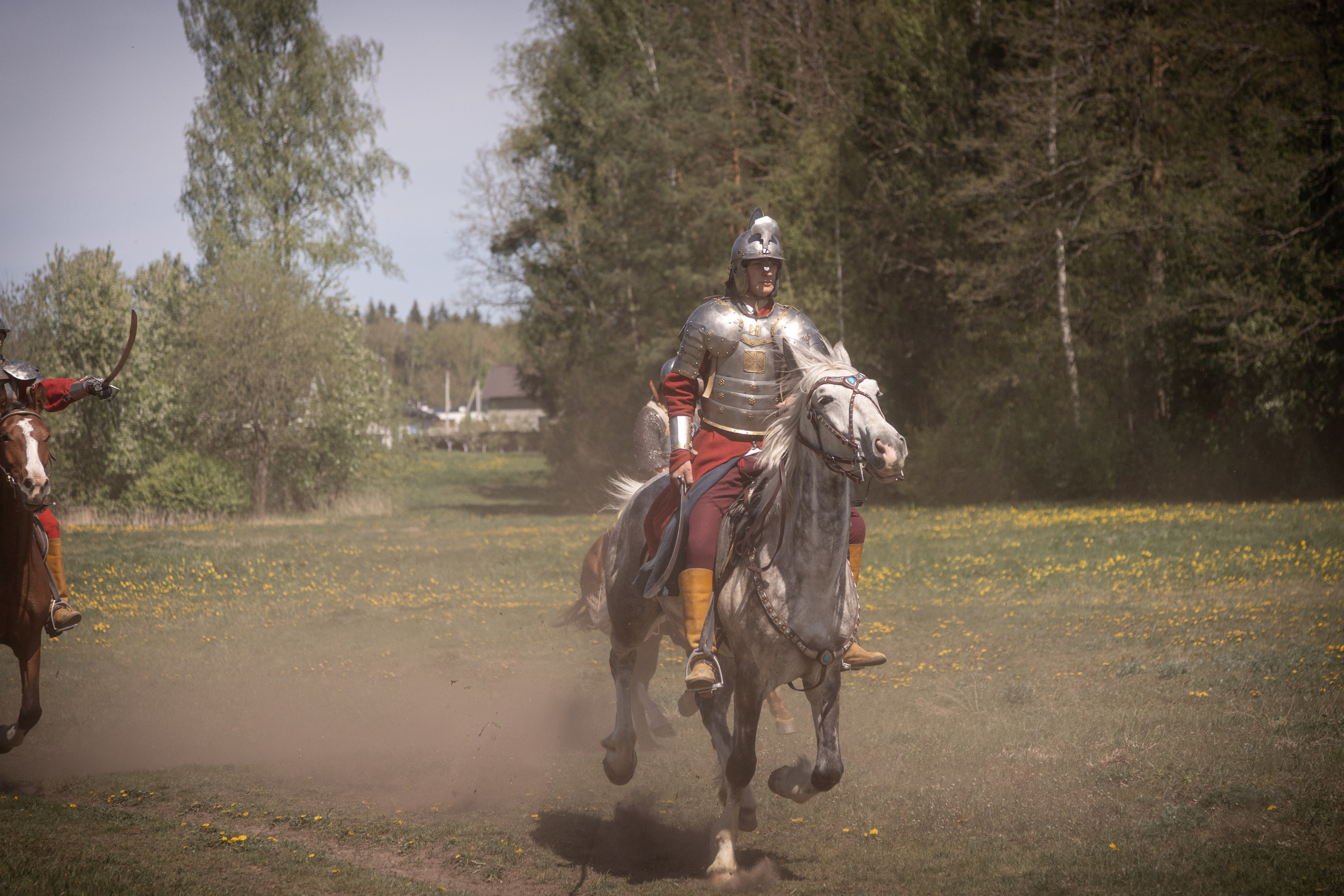 Золотая шпора. Огнем и мечем. День второй. Вылазка в лес. Штурм фортеции. Княжеский пир. Профессиональный интерьерный и репортажный фотограф Минск и РБ. Максим Орлов